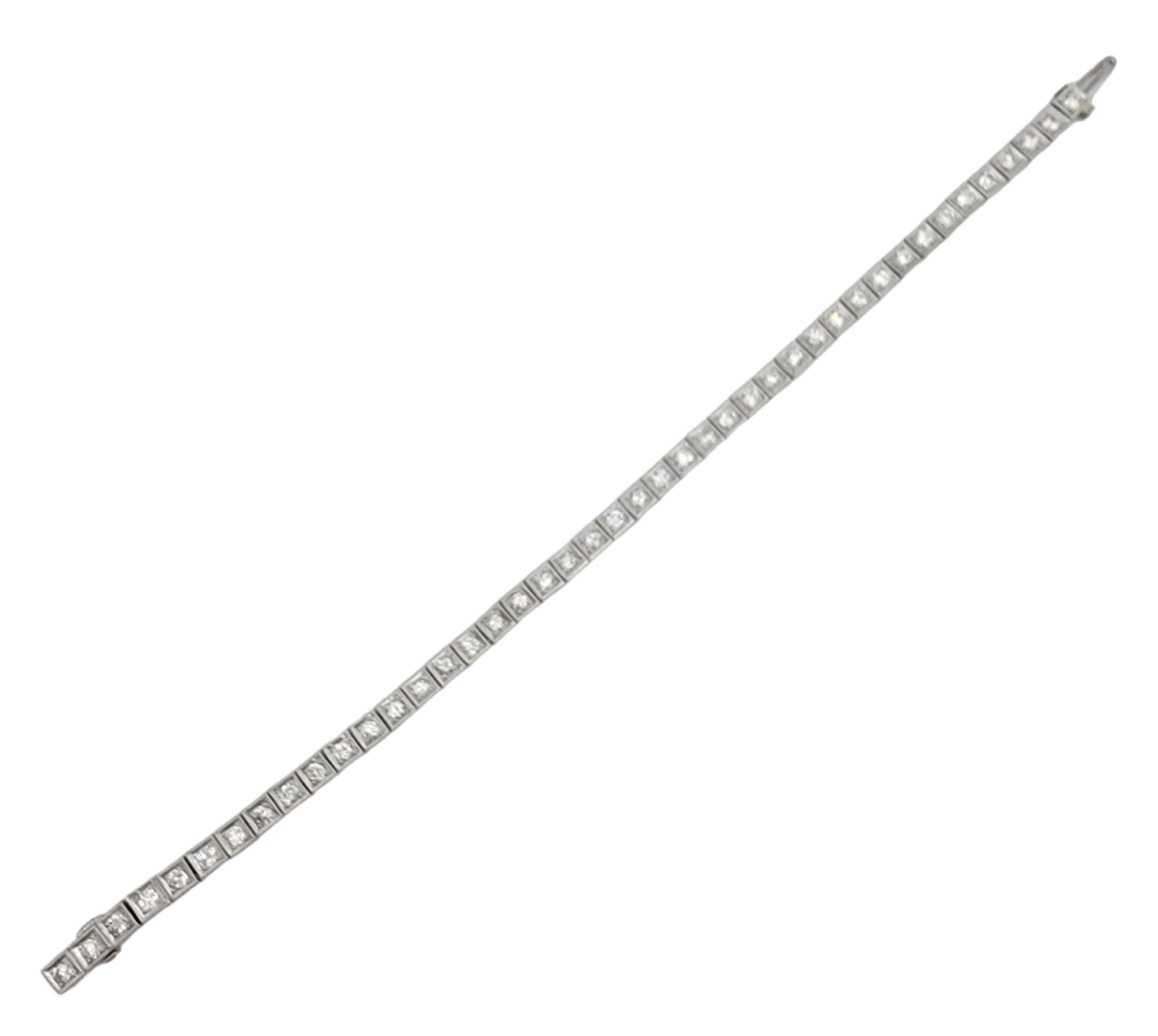 Bracciale Tennis Vintage con Diamanti Mine e Diamanti Taglio Rotondo con Grana in Platino In condizioni buone in vendita a Scottsdale, AZ
