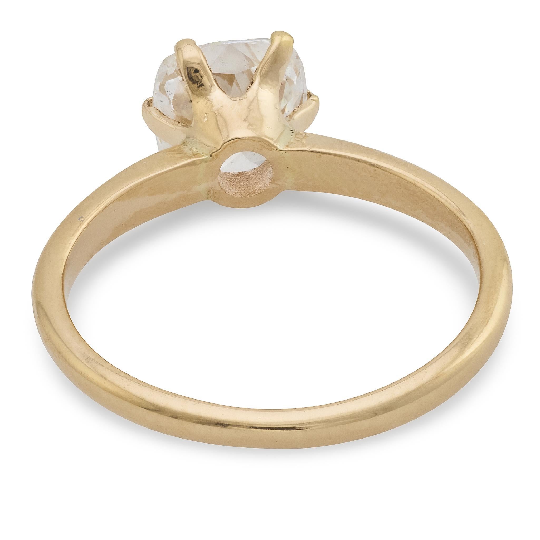 Vintage old mine cut diamond 14k yellow gold solitaire engagement ring For Sale 1