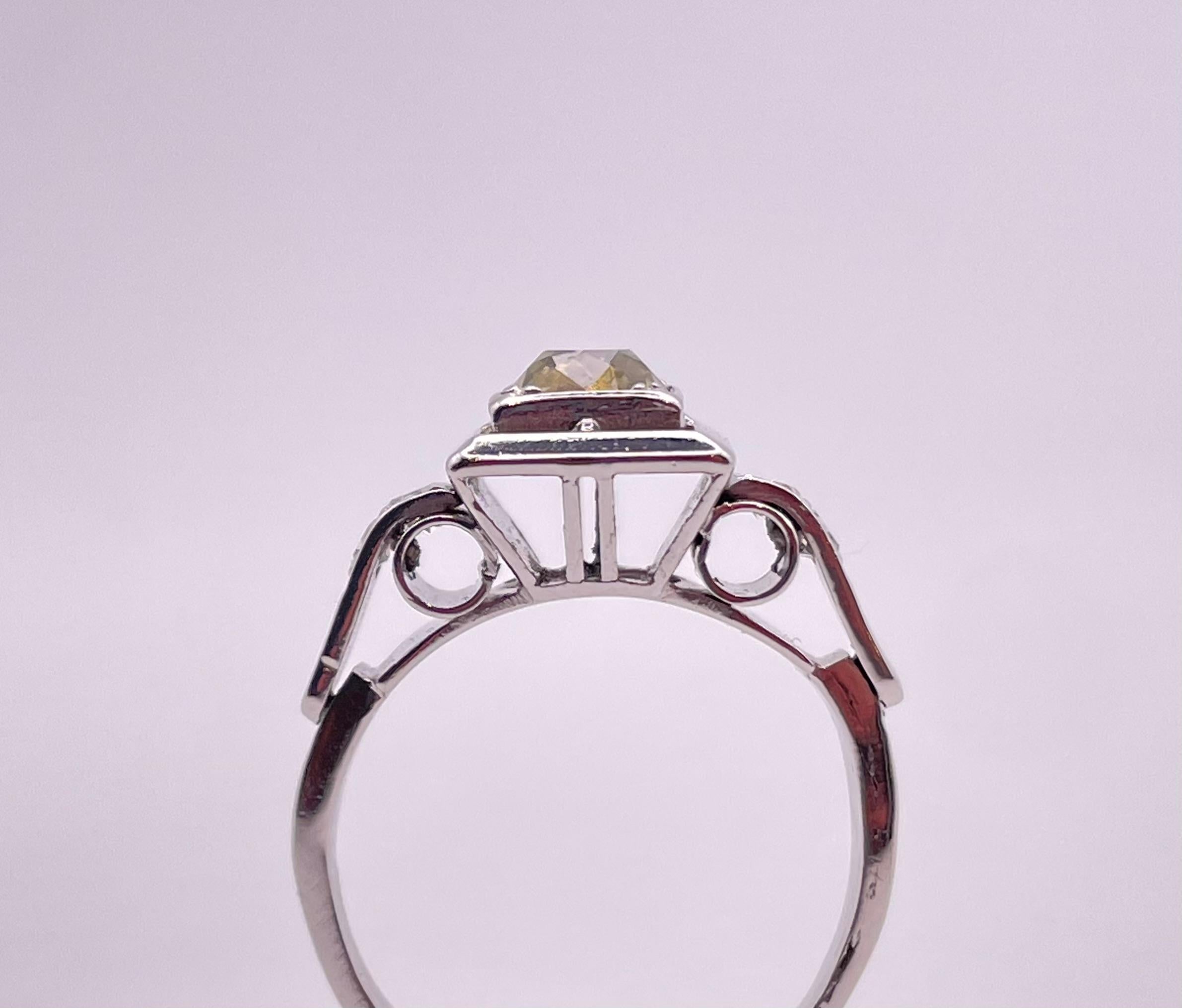 Vintage Old Mine Cut Diamond Ring For Sale 1