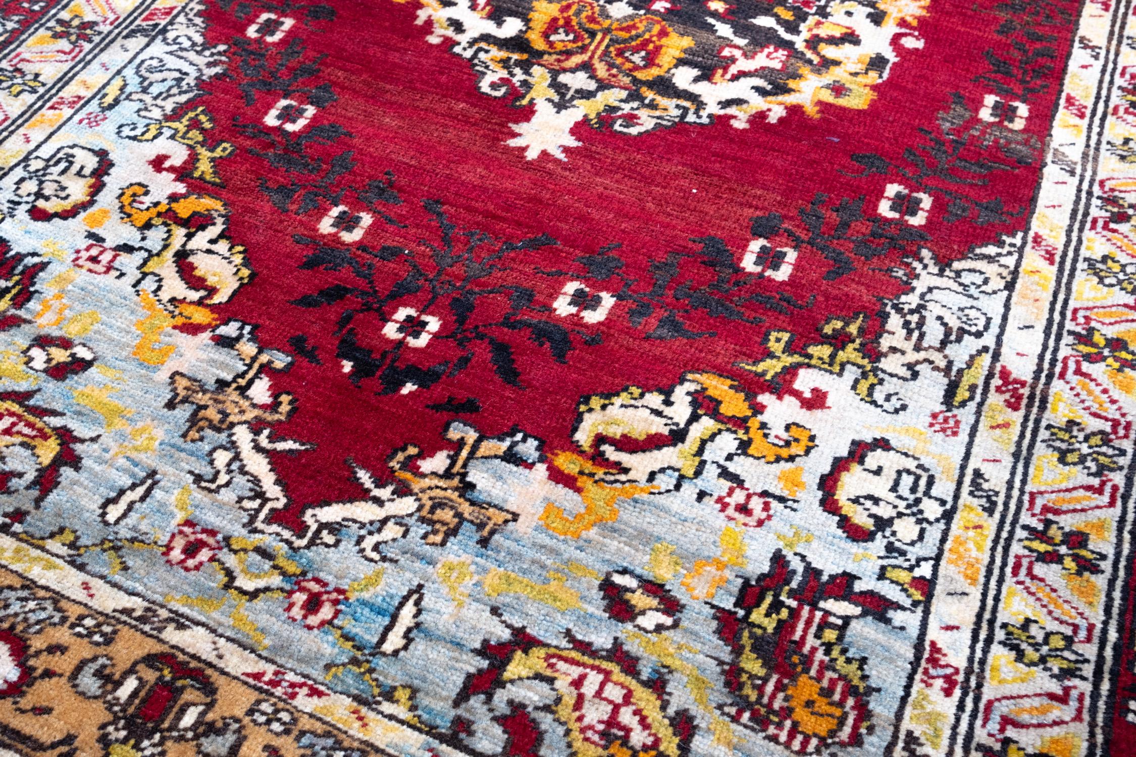 Alfombra antigua de pueblo de lana anudada a mano Konya Anatolia Central Alfombra turca Anudado a mano en venta