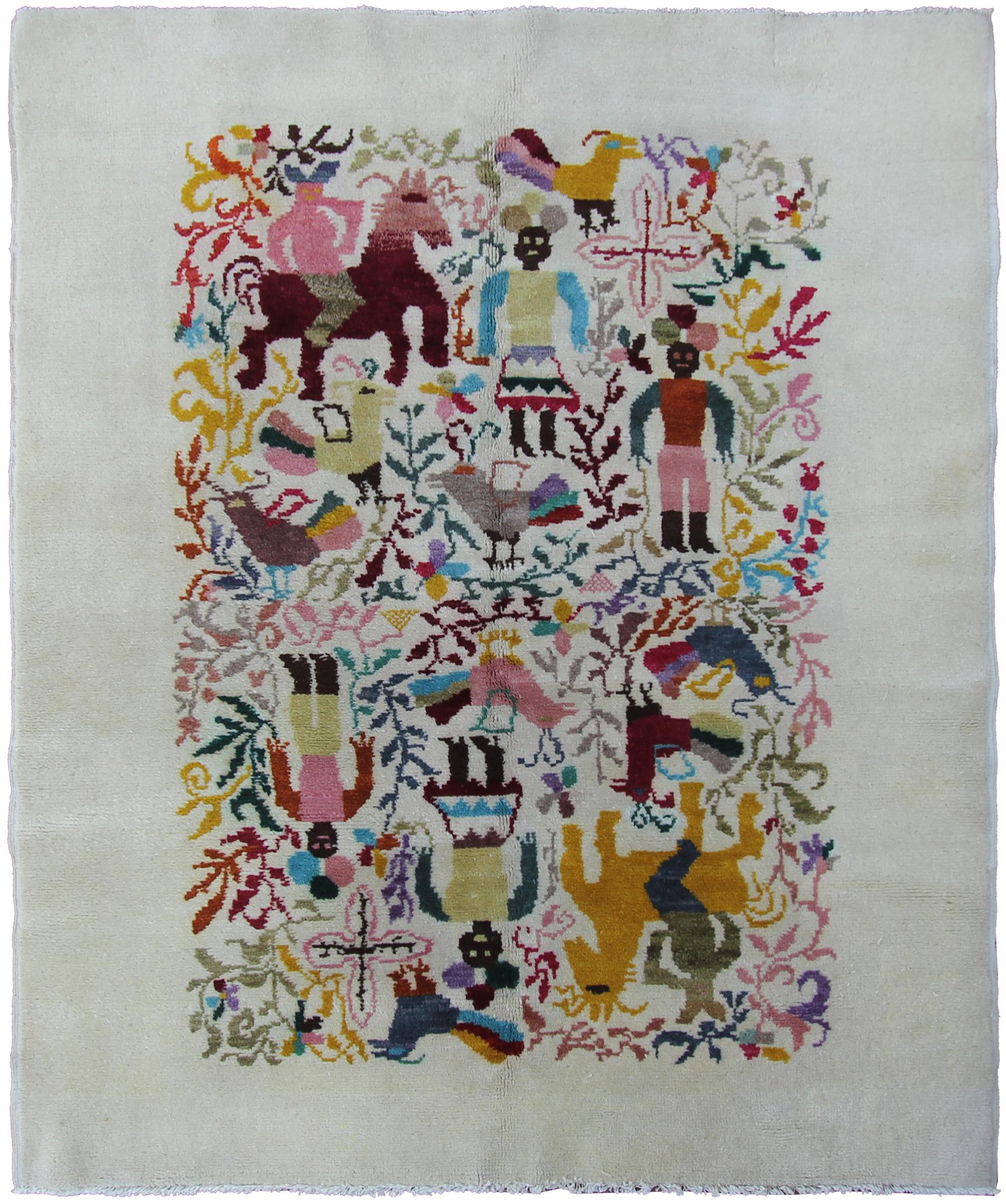 Vintage Olga Fisch Folk Art Ecuadorian Rug 125cmx145cm Tapestry 4x5 Beige c.1955 (Barock) im Angebot