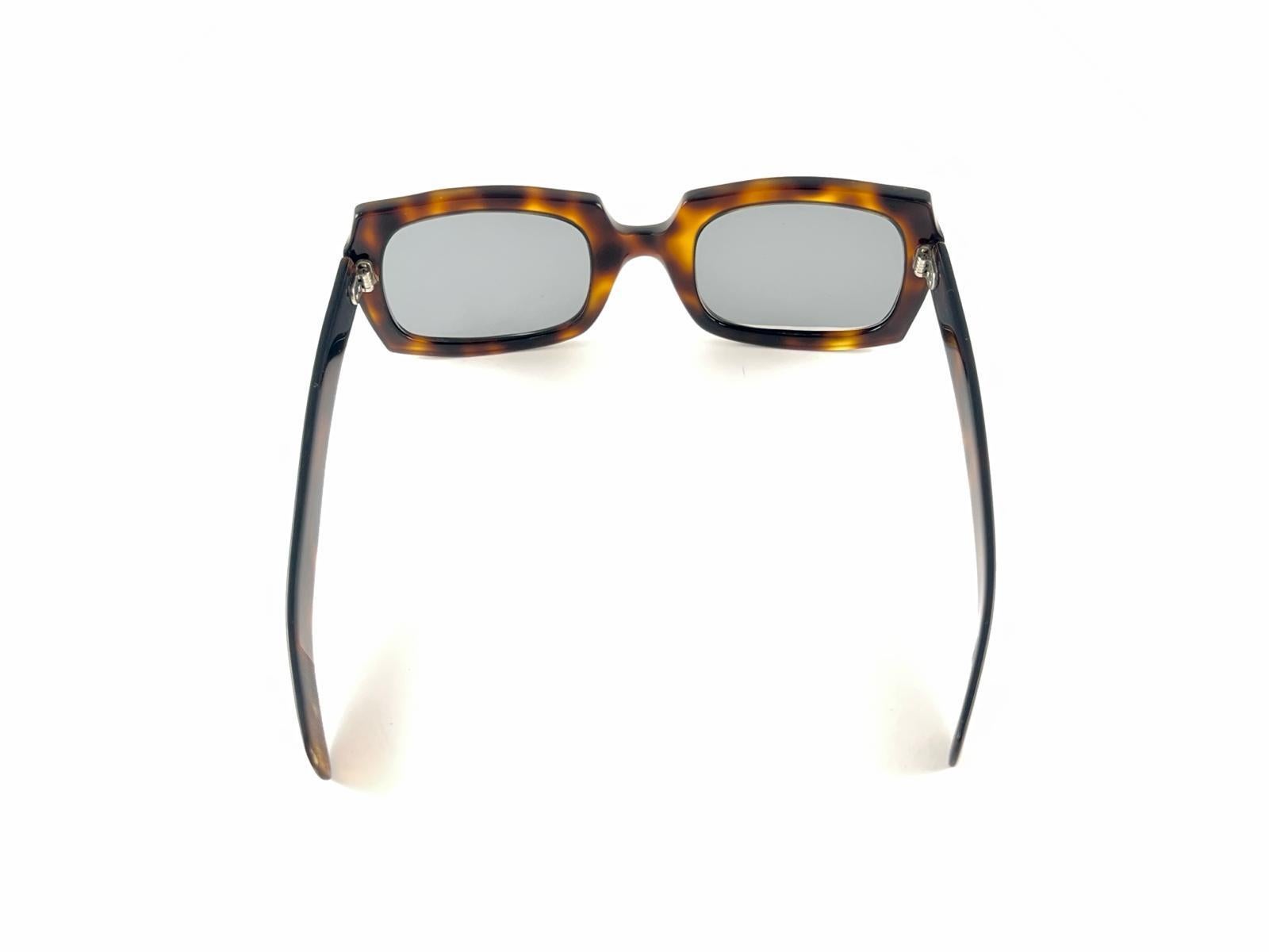 Vintage Oliver Goldsmith 60'S Dark Tortoise Oversized Sunglasses Made In England For Sale 6