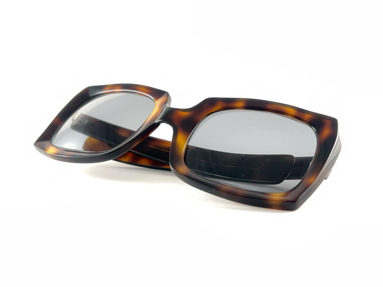 Vintage Oliver Goldsmith 60'S Dark Tortoise Oversized Sunglasses Made In England For Sale 8