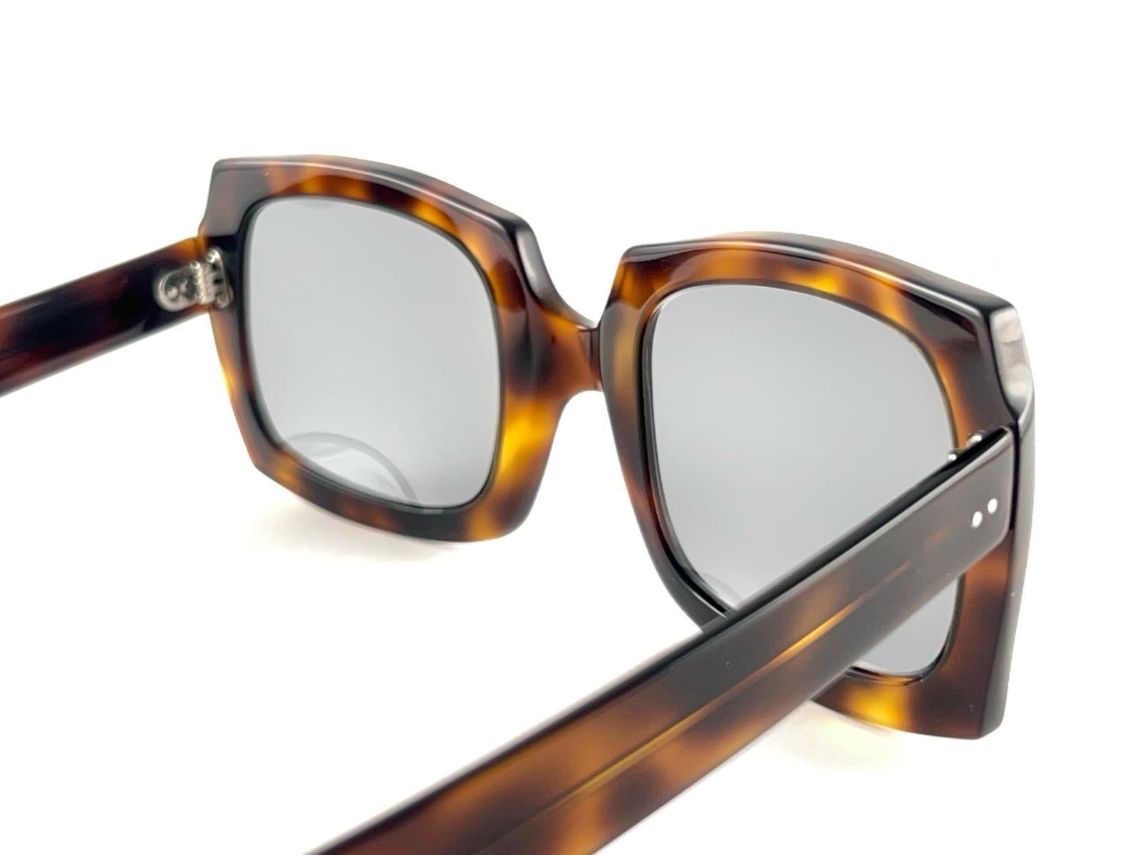 Vintage Oliver Goldsmith 60'S Dark Tortoise Oversized Sunglasses Made In England For Sale 4