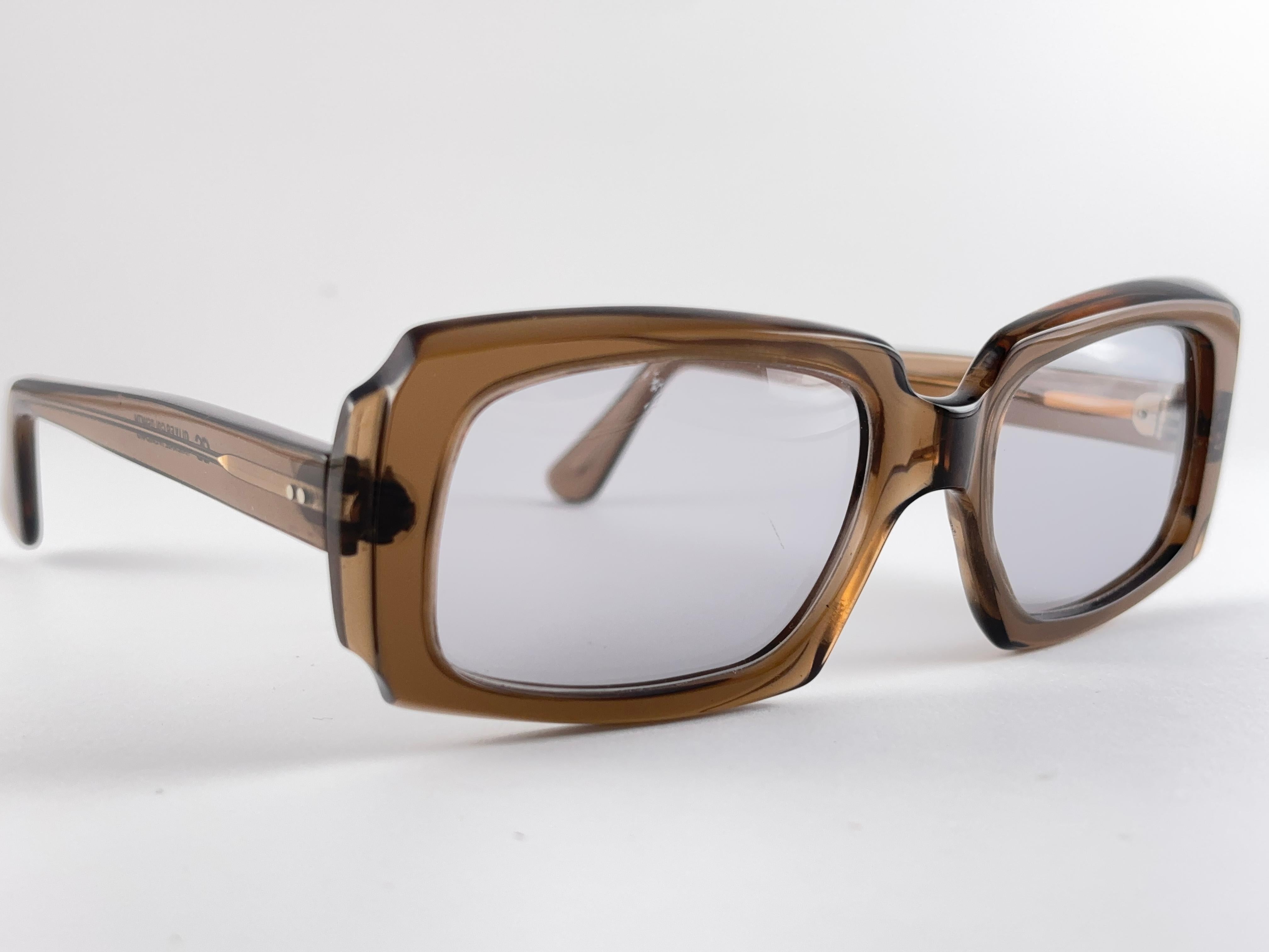 Gray Vintage Oliver Goldsmith 60'S Medium Brown Wide Sunglasses England Made For Sale