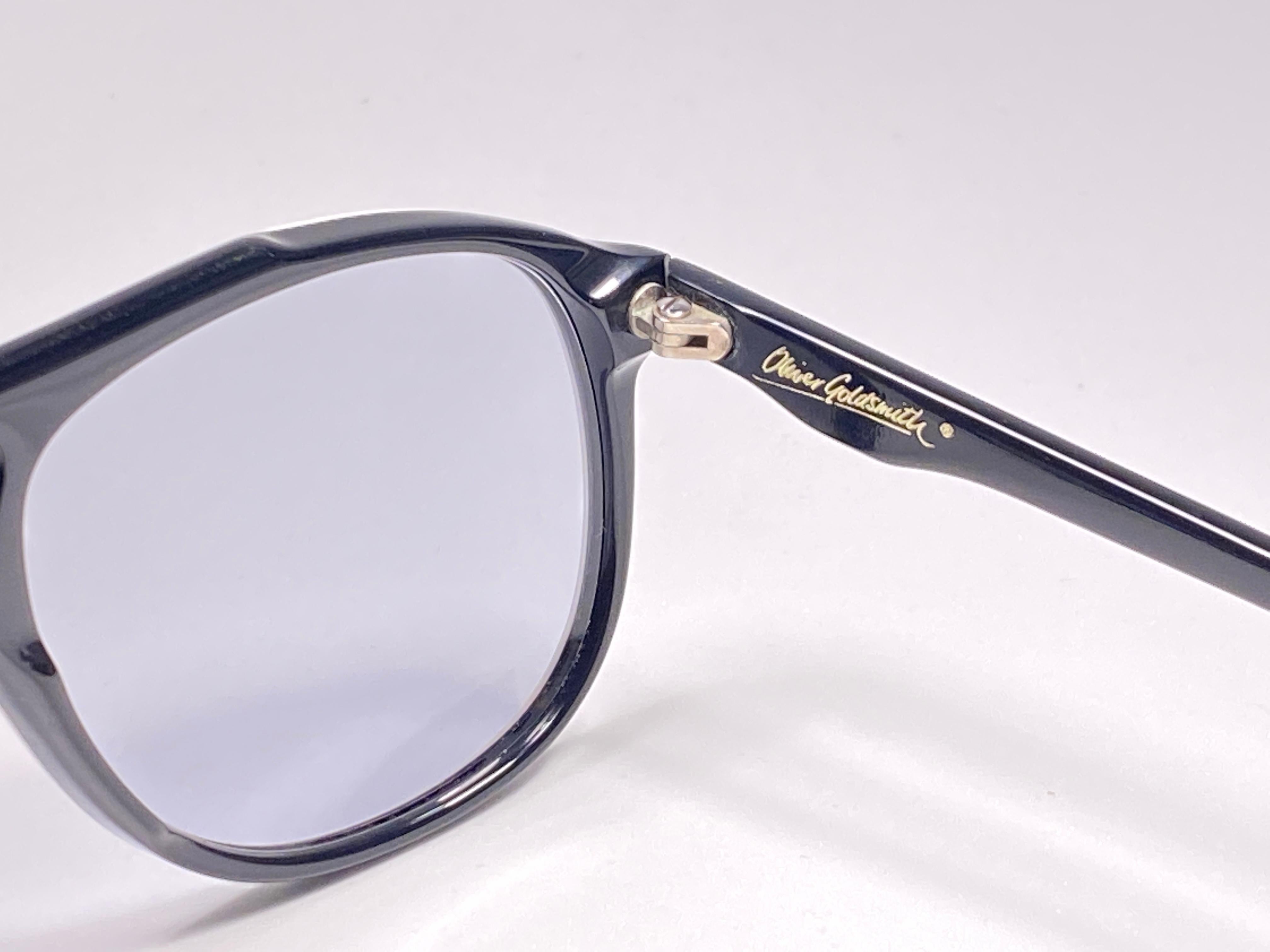 Vintage Oliver Goldsmith Black Oversized Ray 5721 Made in England Sunglasses For Sale 3