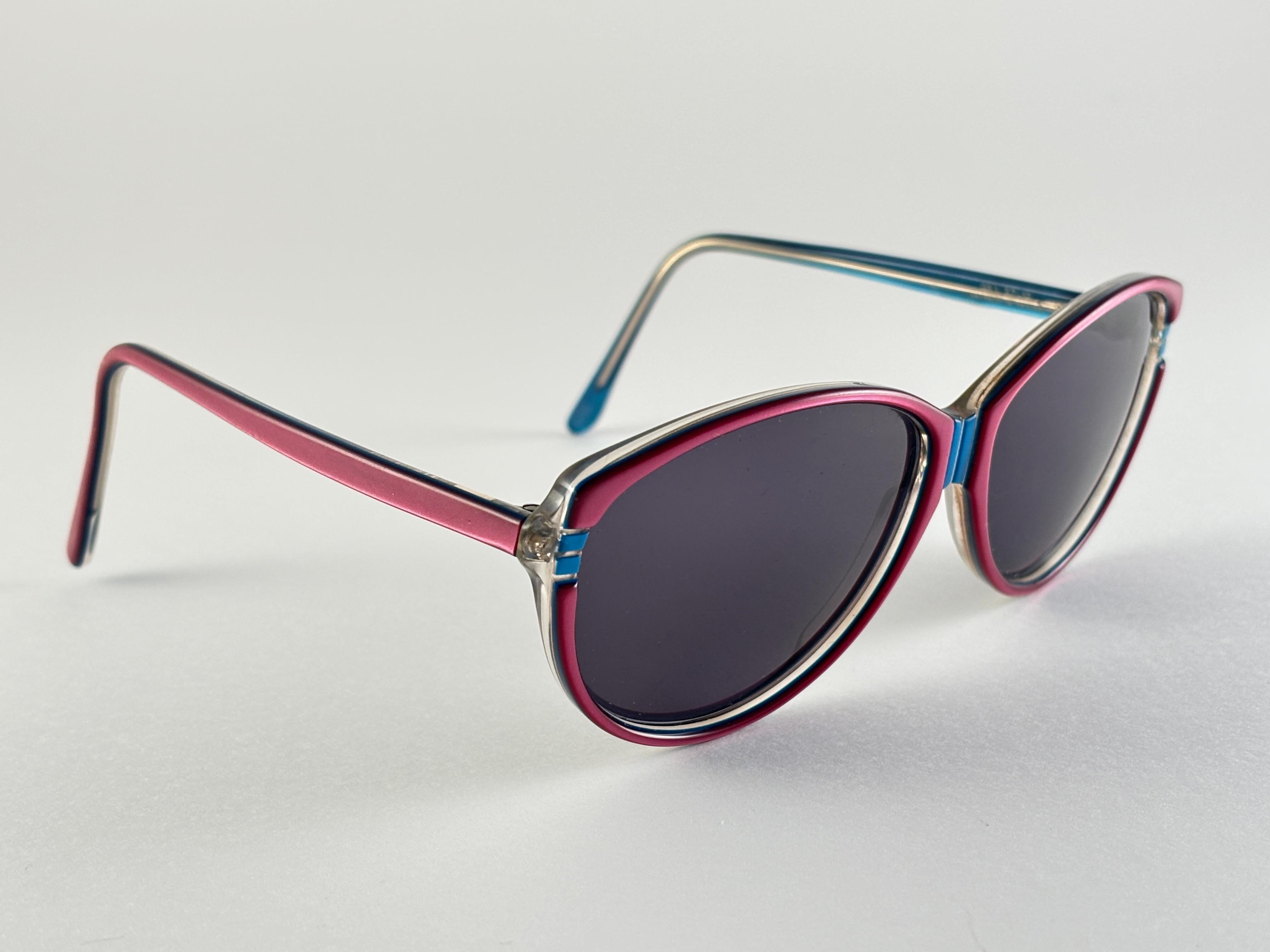 Vintage Oliver Goldsmith 