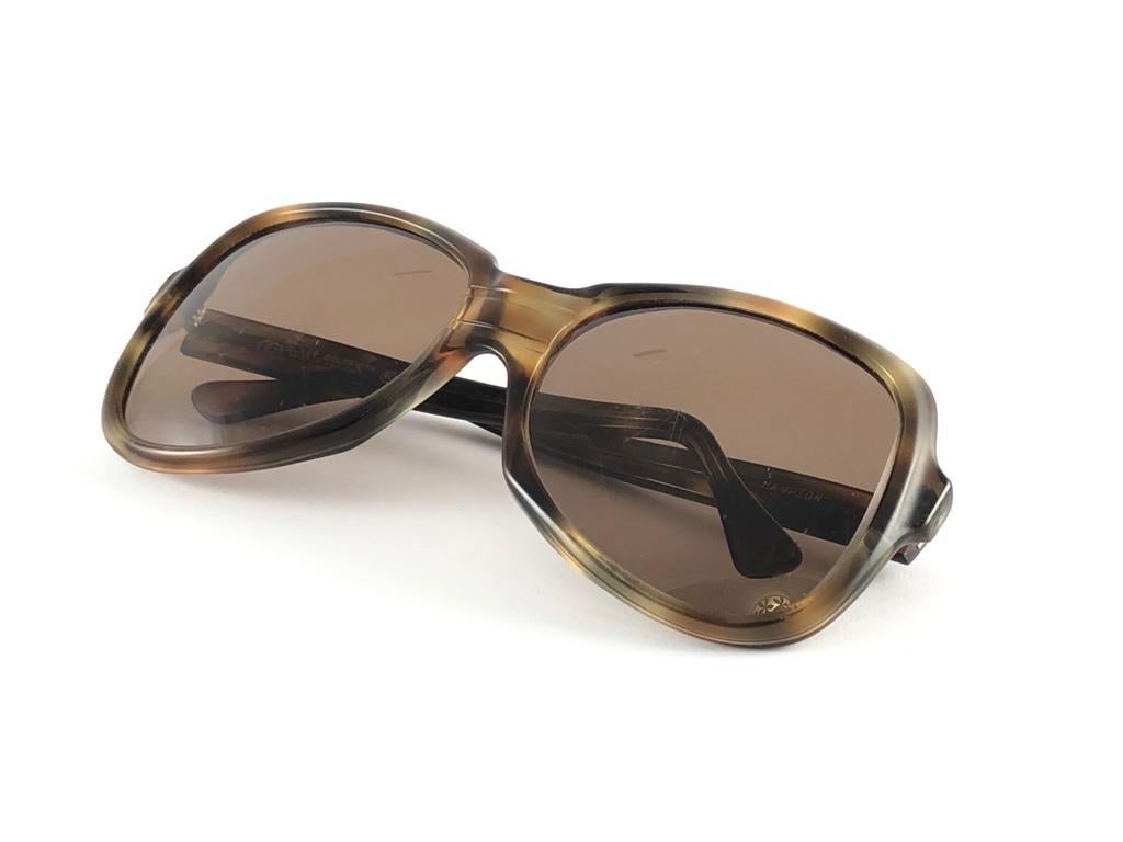 Vintage Oliver Goldsmith Hampton Oversized Tortoise Made in England Sunglasses For Sale 3