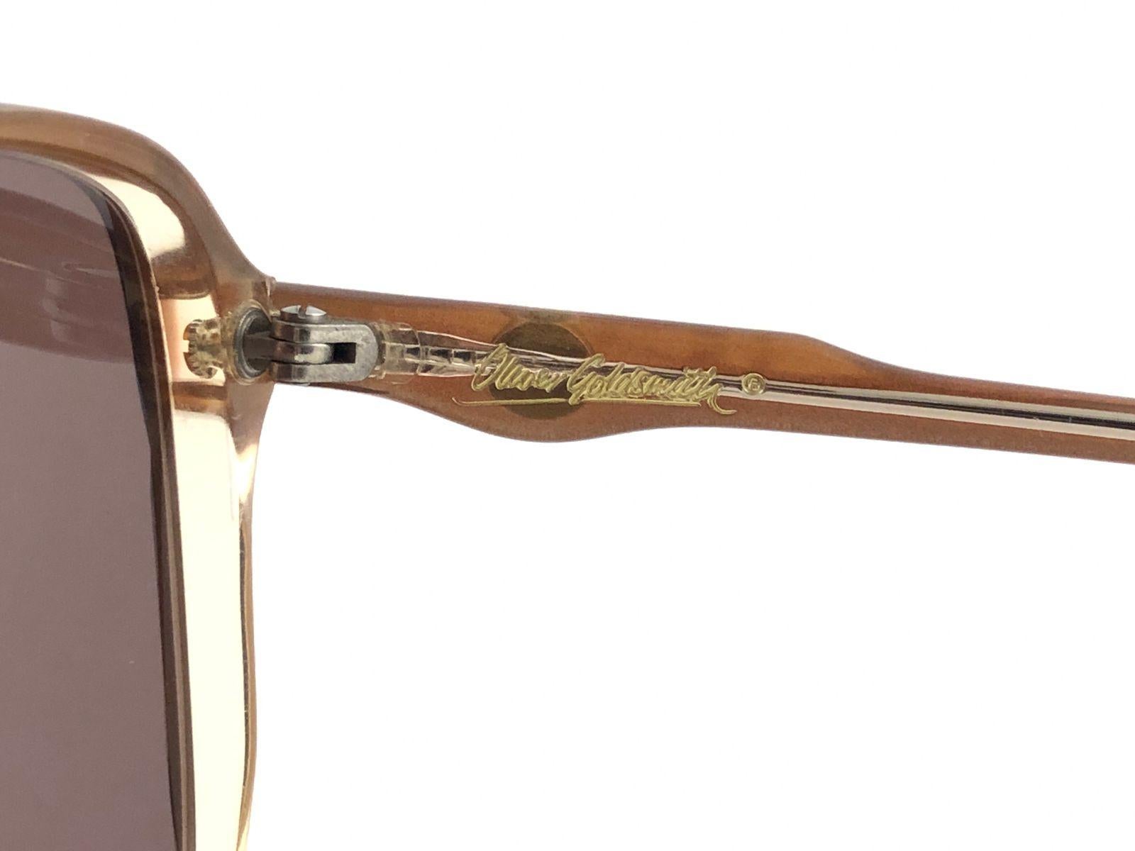 Grigio Oliver Goldsmith 