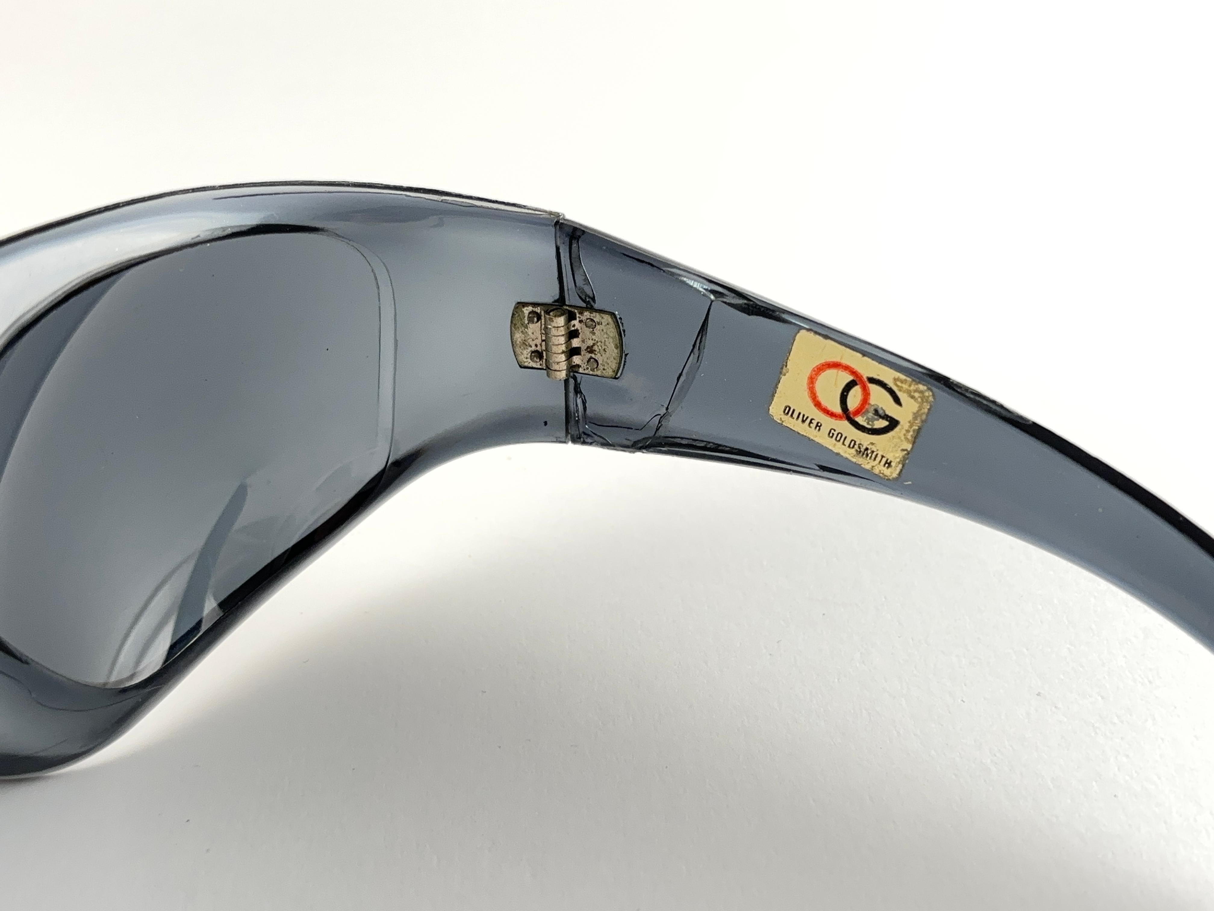 Gray Vintage Oliver Goldsmith 