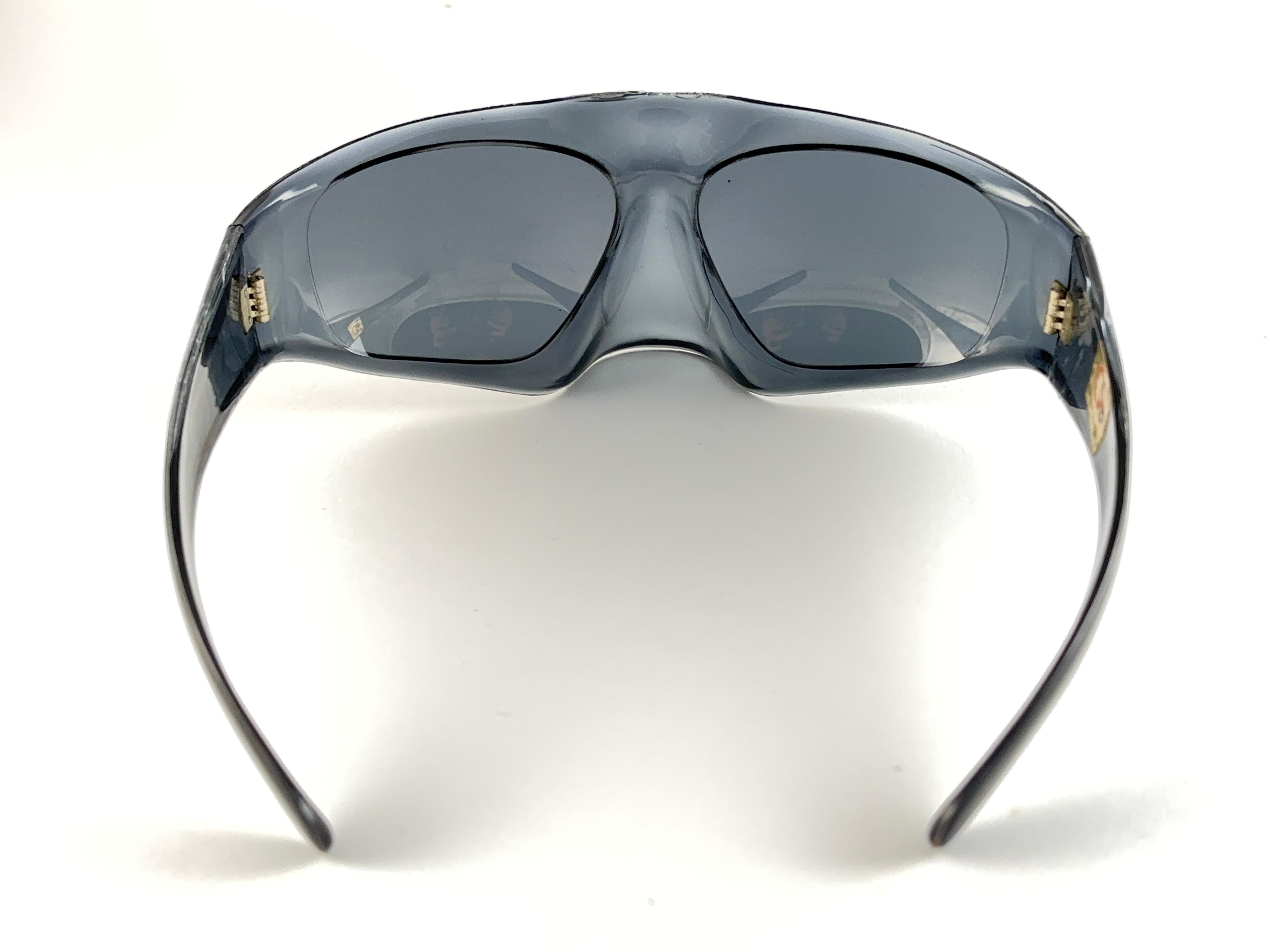 Women's Vintage Oliver Goldsmith 