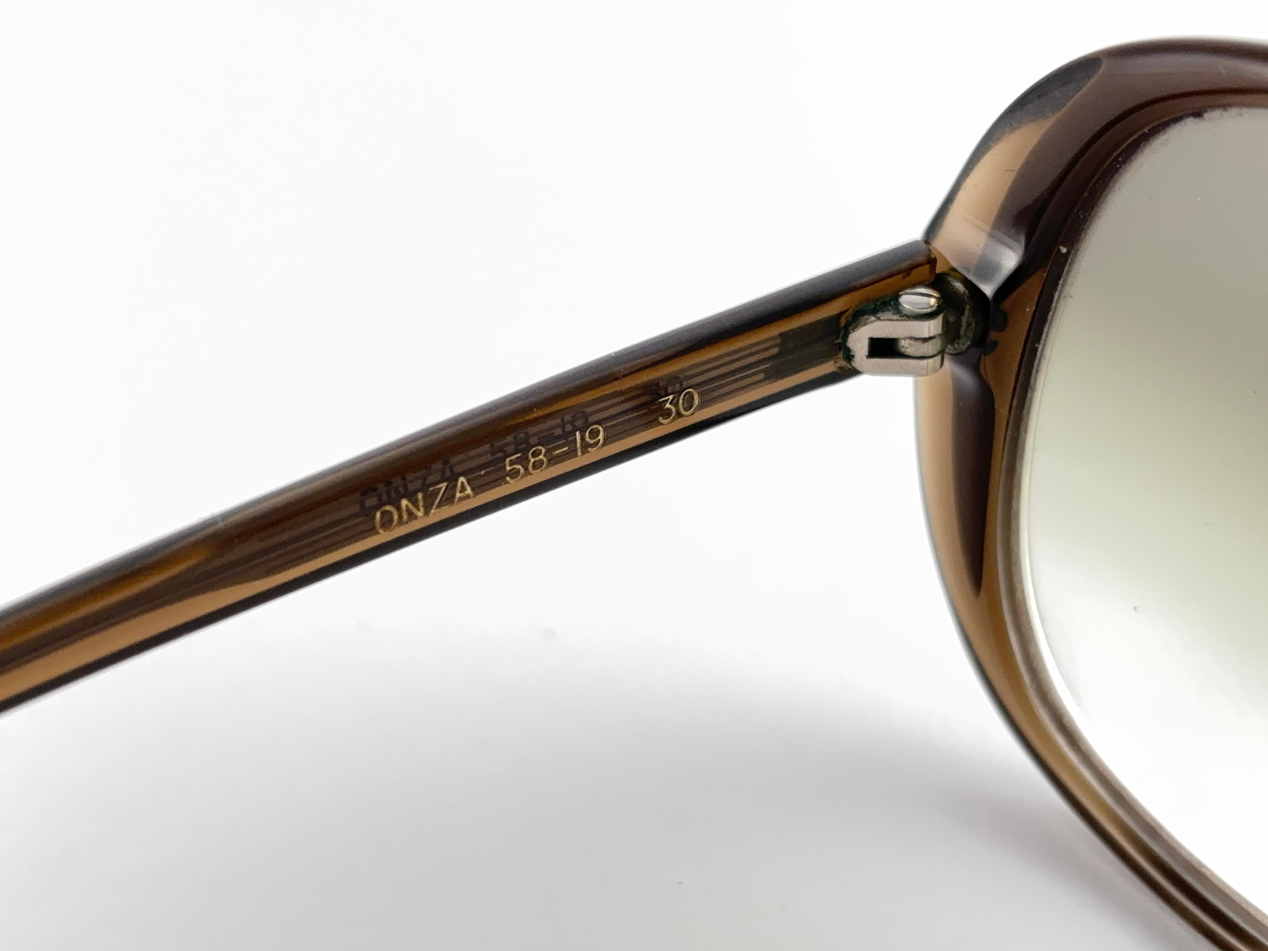 Vintage Oliver Goldsmith 