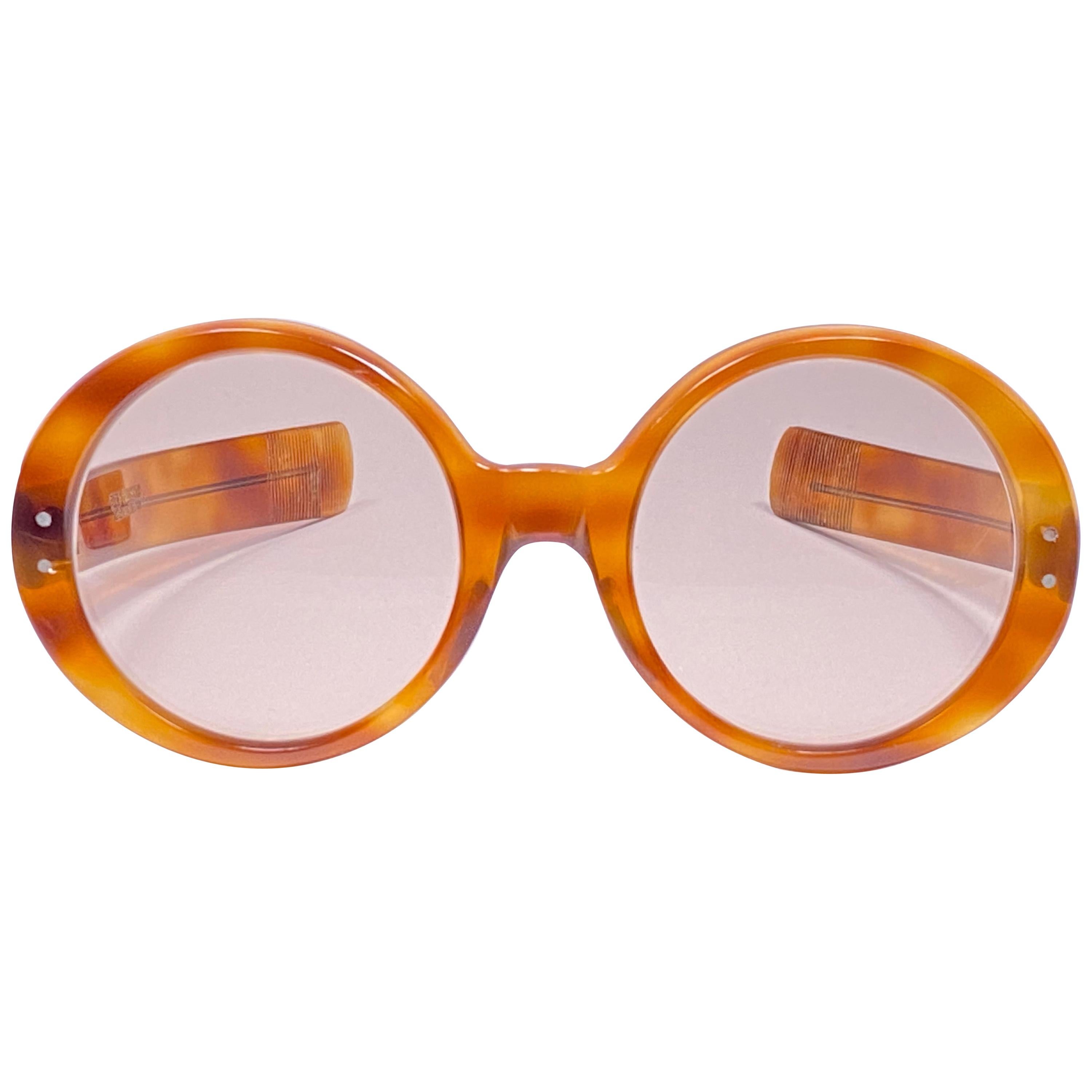 Oliver Goldsmith - Lunettes de soleil anglaises vintage surdimensionnées en épaisse écaille de tortue ronde, années 1970 en vente