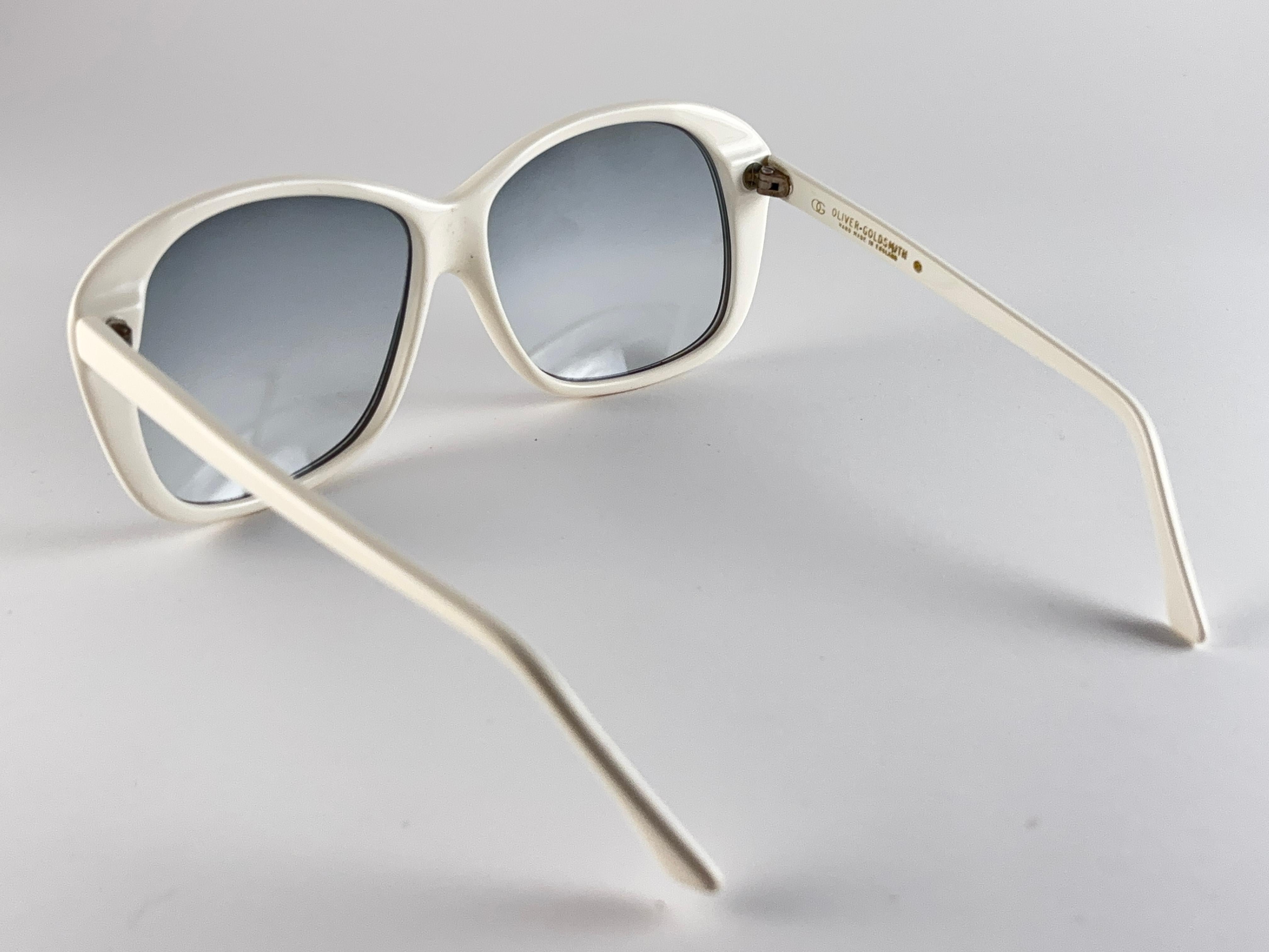 Oliver Goldsmith SACHA surdimensionné  Lunettes de soleil Made in England en vente 3
