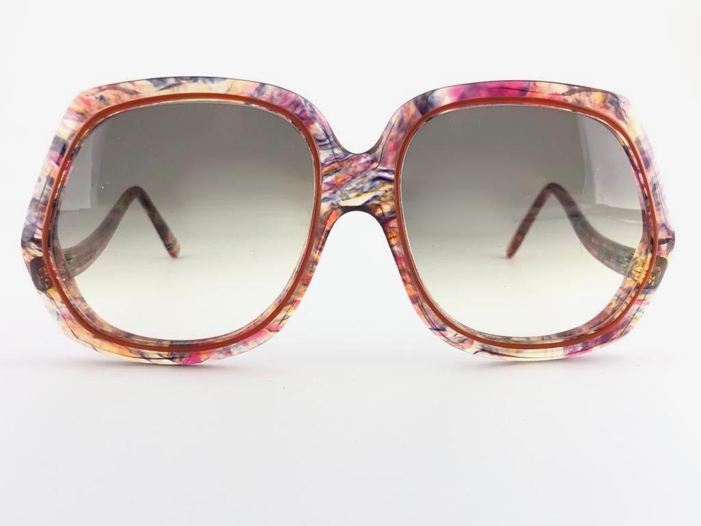 Vintage Oliver Goldsmith 