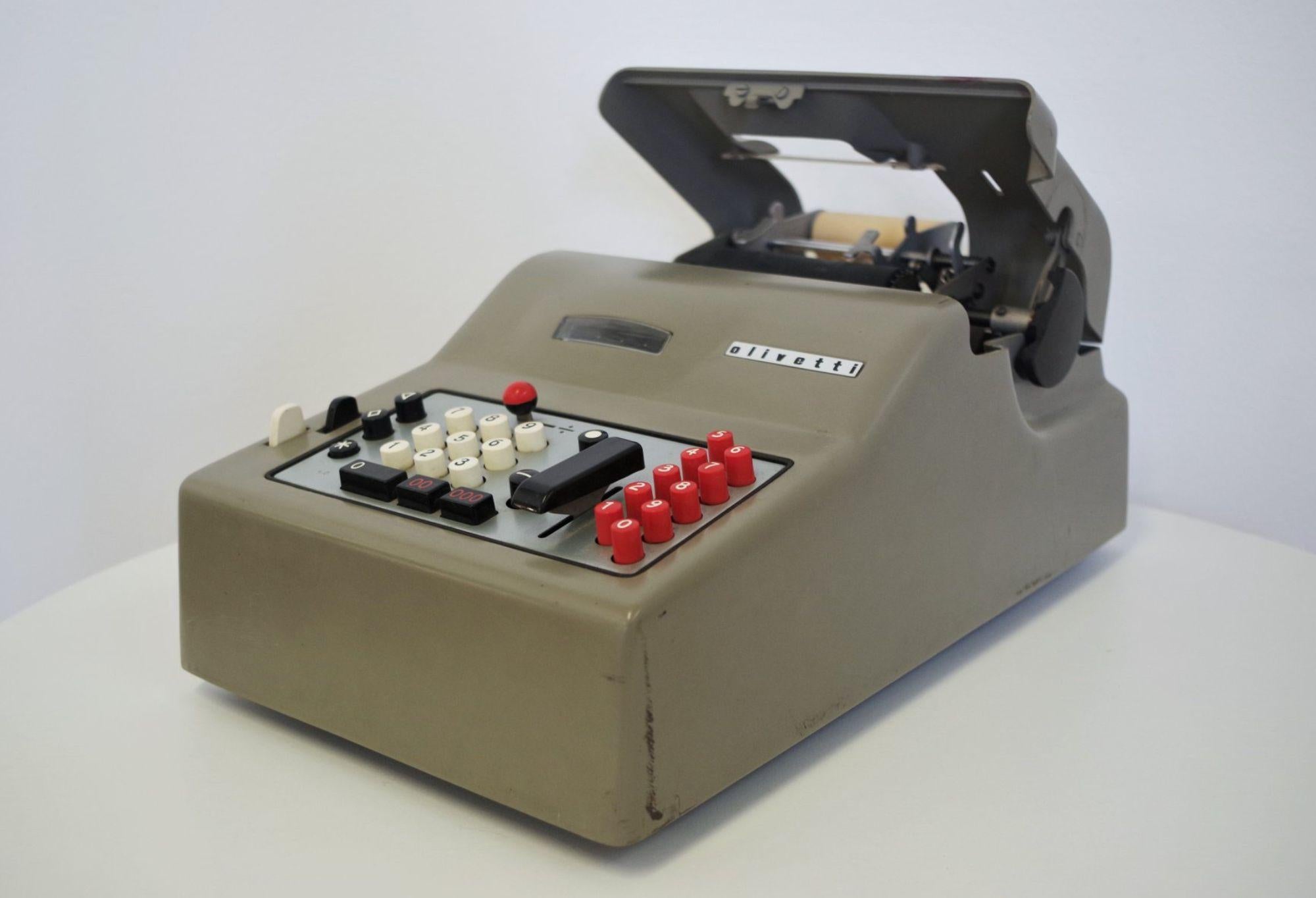 Calculadora vintage Olivetti Divisumma 14 - Obra maestra mecánica icónica de los años 40 en venta 1