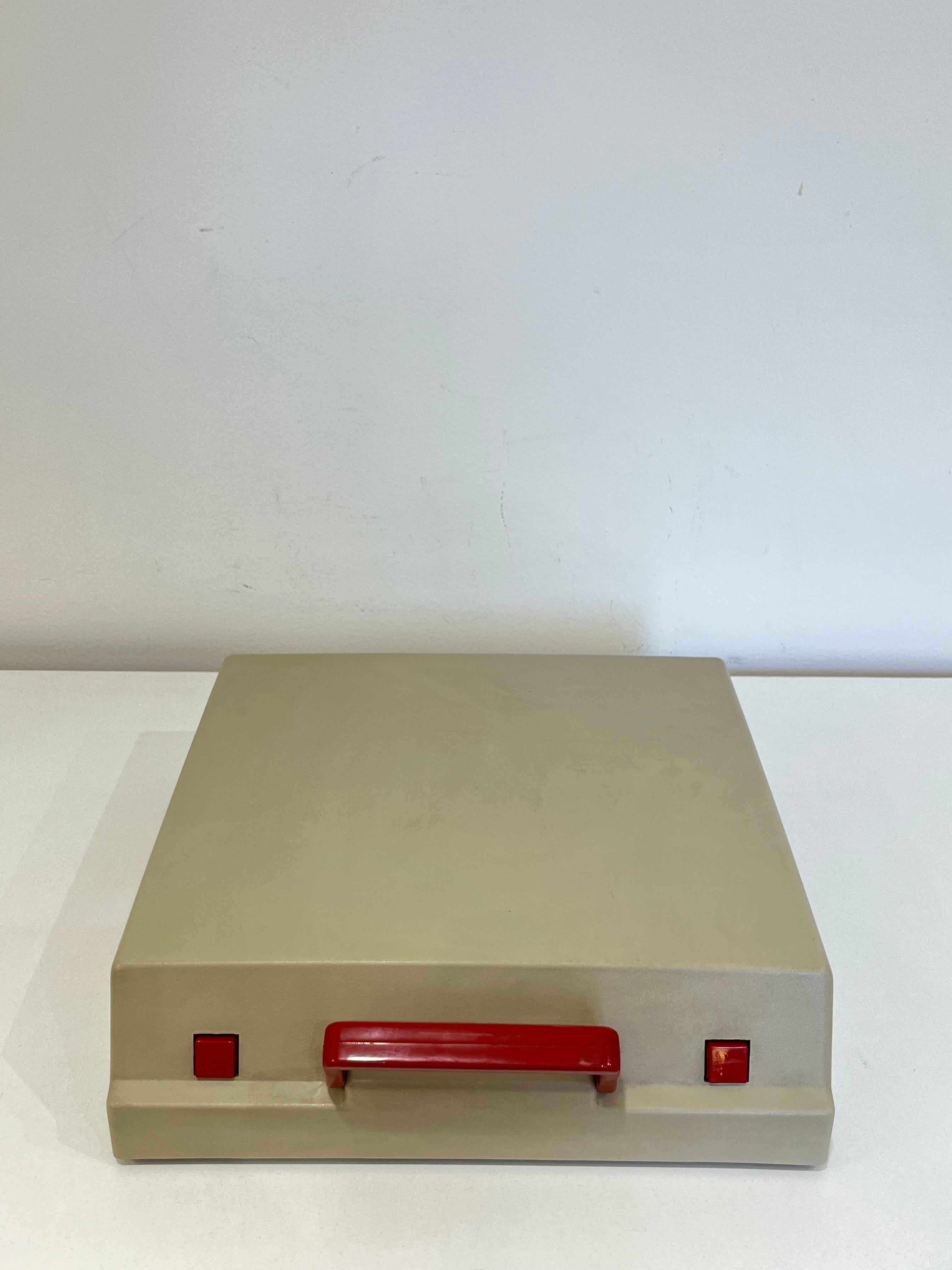 Máquina de escribir portátil vintage Olivetti Modelo Roma 1984 en venta 2