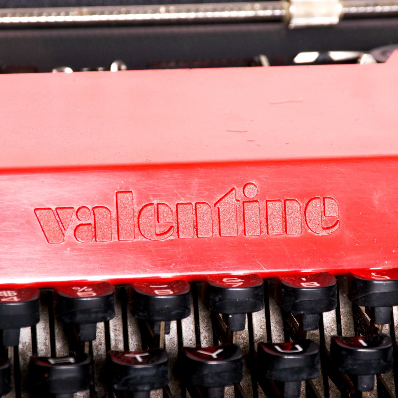 Italian Vintage Olivetti RED Valentine Typewriter by Ettore Sottsass Memphis