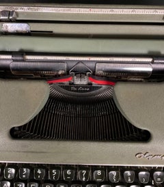 Vintage Olympia SM3 Typewriter, 1953, AZERTY Keyboard, Germany - 2Y525