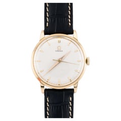 Vintage Omega 14 Karat Yellow Gold Mens Sweep Seconds Dress Wrist Watch