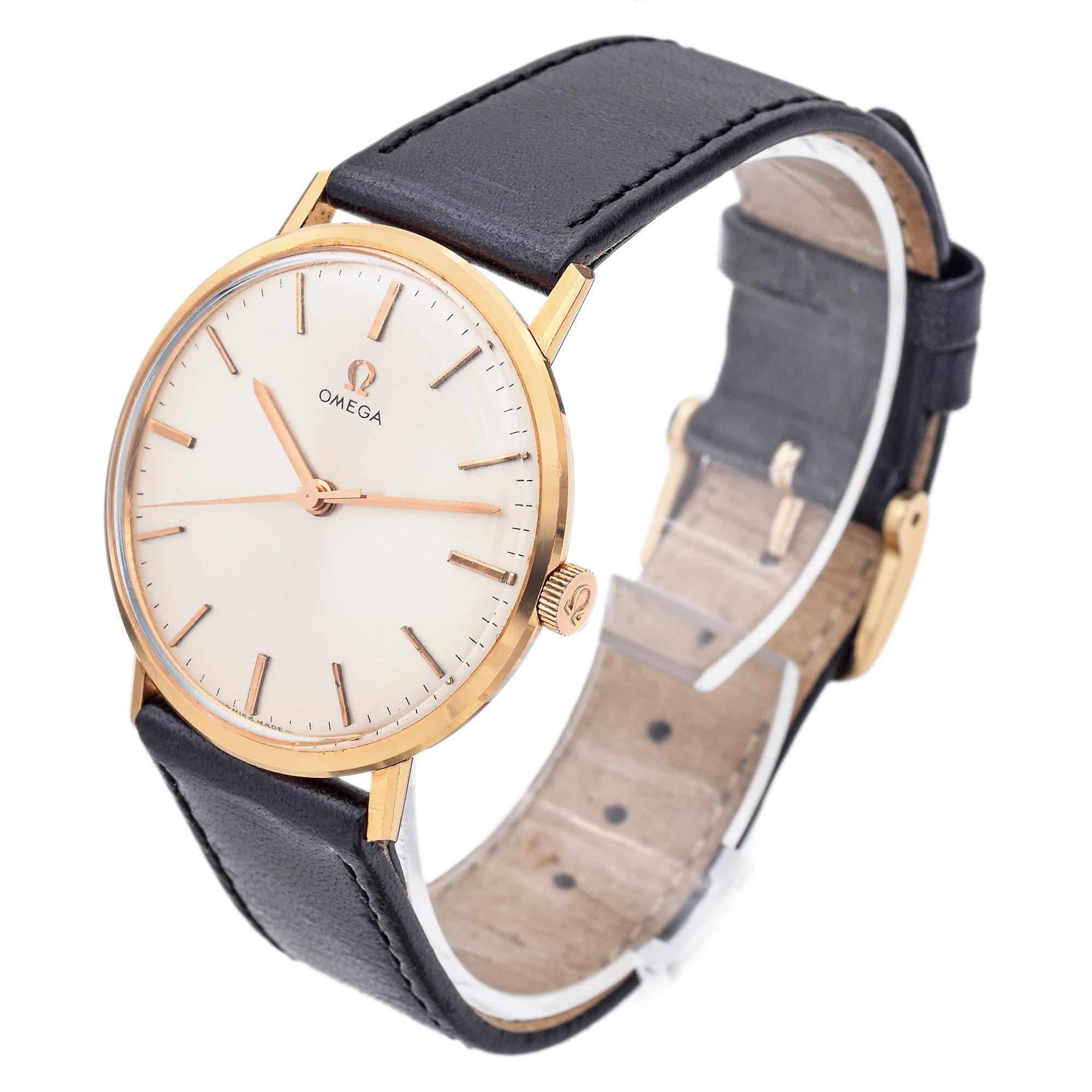 Great condition, keeping accurate time.

Weight: 30.6 Grams
Case Size: 33 mm
Band Length: 7.5 Inches
Hallmark: Omega

Item #: BR-1344-071224-07