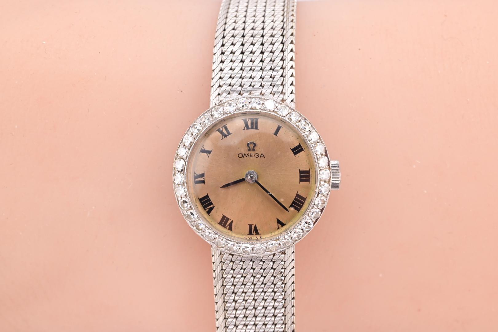 Vintage Omega 18K White Gold Ladies Diamond Dress Watch In Good Condition In Media, PA