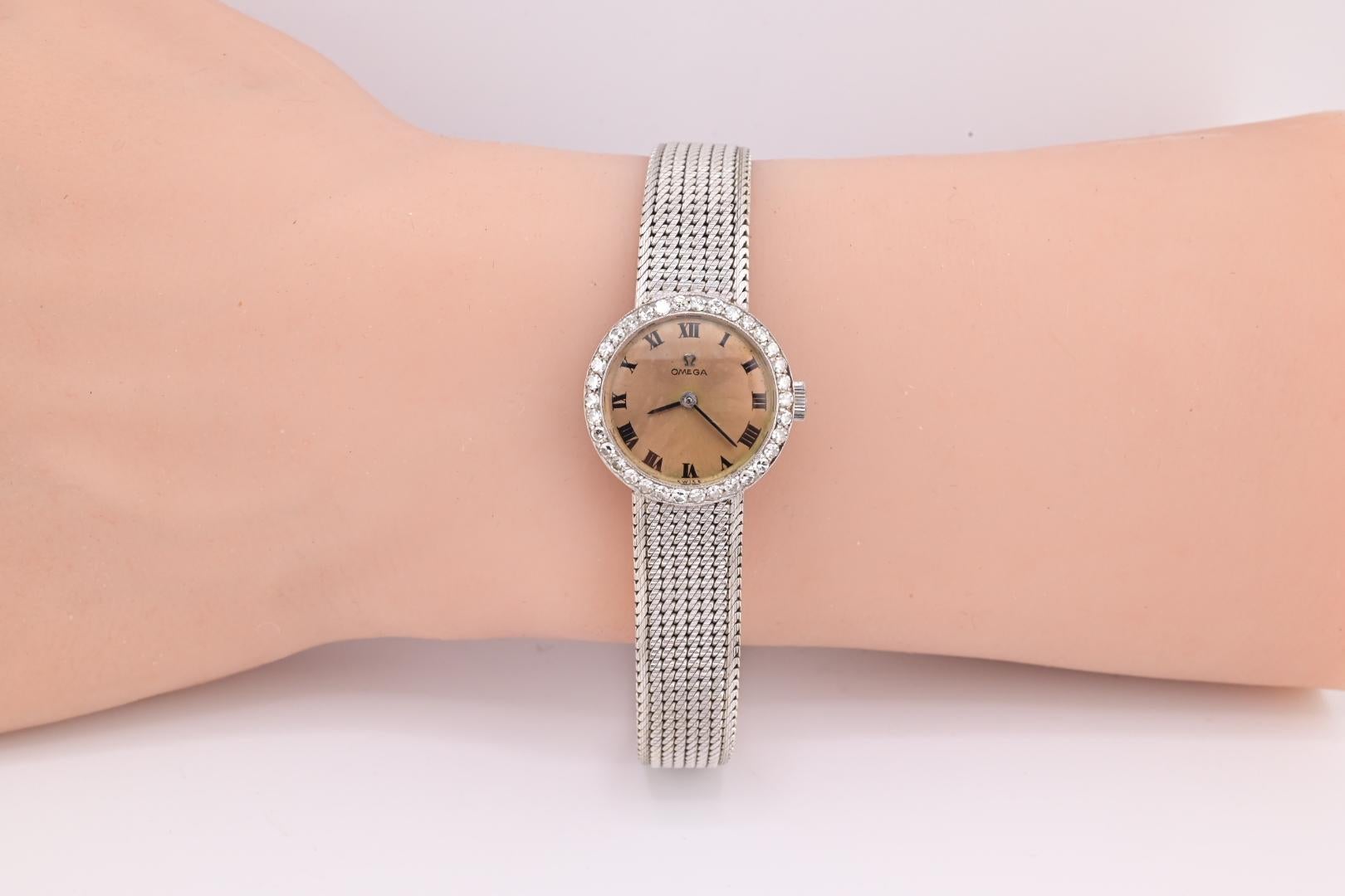 Vintage Omega 18K White Gold Ladies Diamond Dress Watch 1
