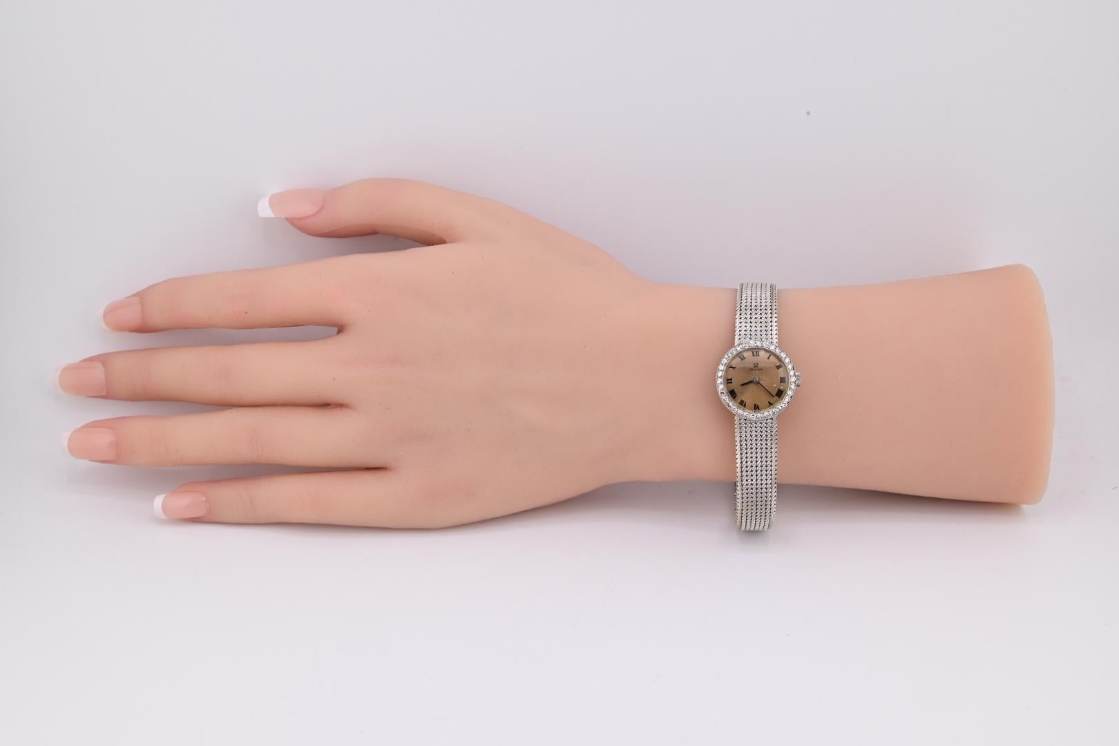 Vintage Omega 18K White Gold Ladies Diamond Dress Watch 2