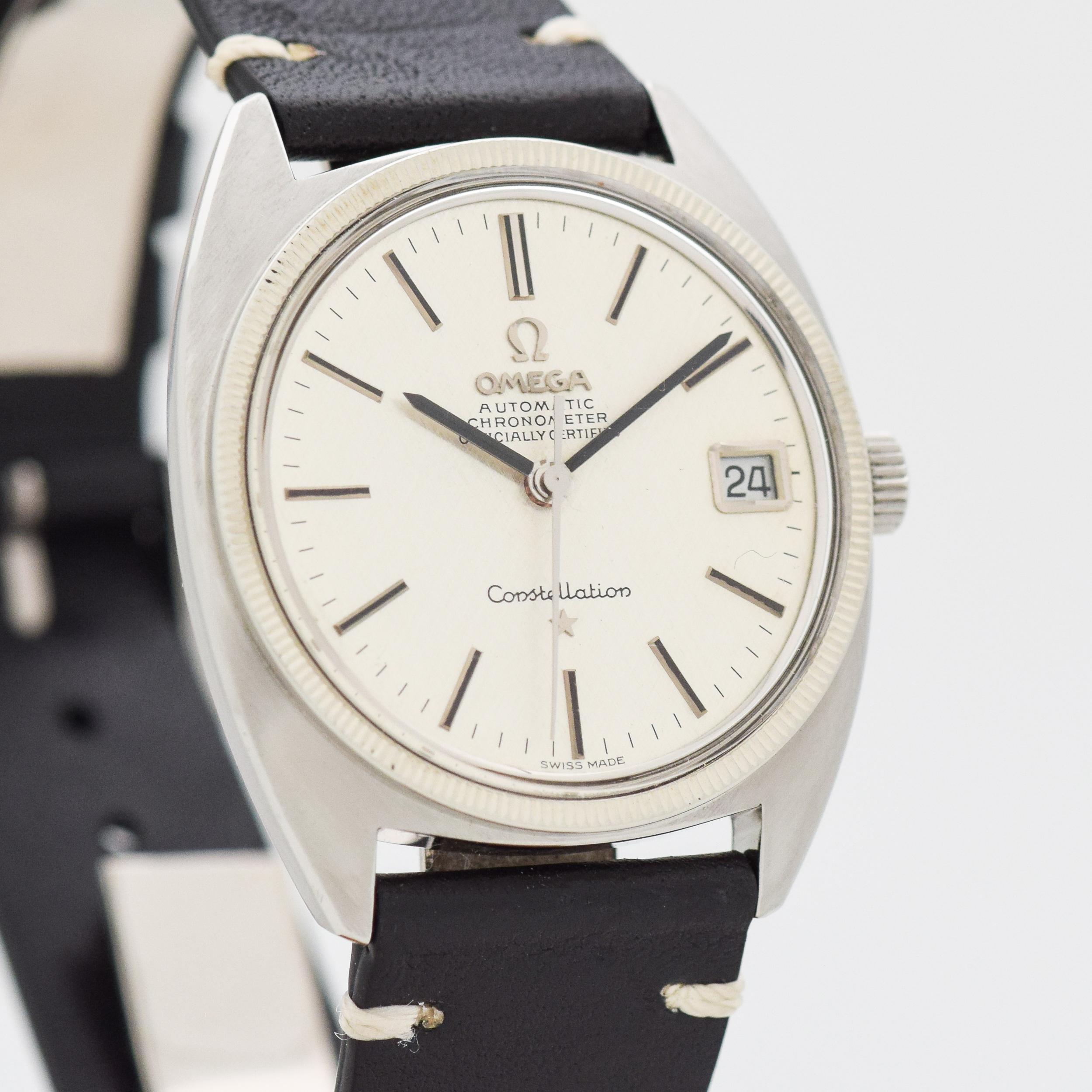 1966 Vintage Omega Constellation Chronometer Ref. 168.027 14k White Gold & Stainless Steel C-Shape watch with Original Silver Linen Textured Dial with Applied Steel Stick/Bar/Baton Markers with Black Inlay. 33mm x 39mm lug to lug (1.3 in. x 1.54