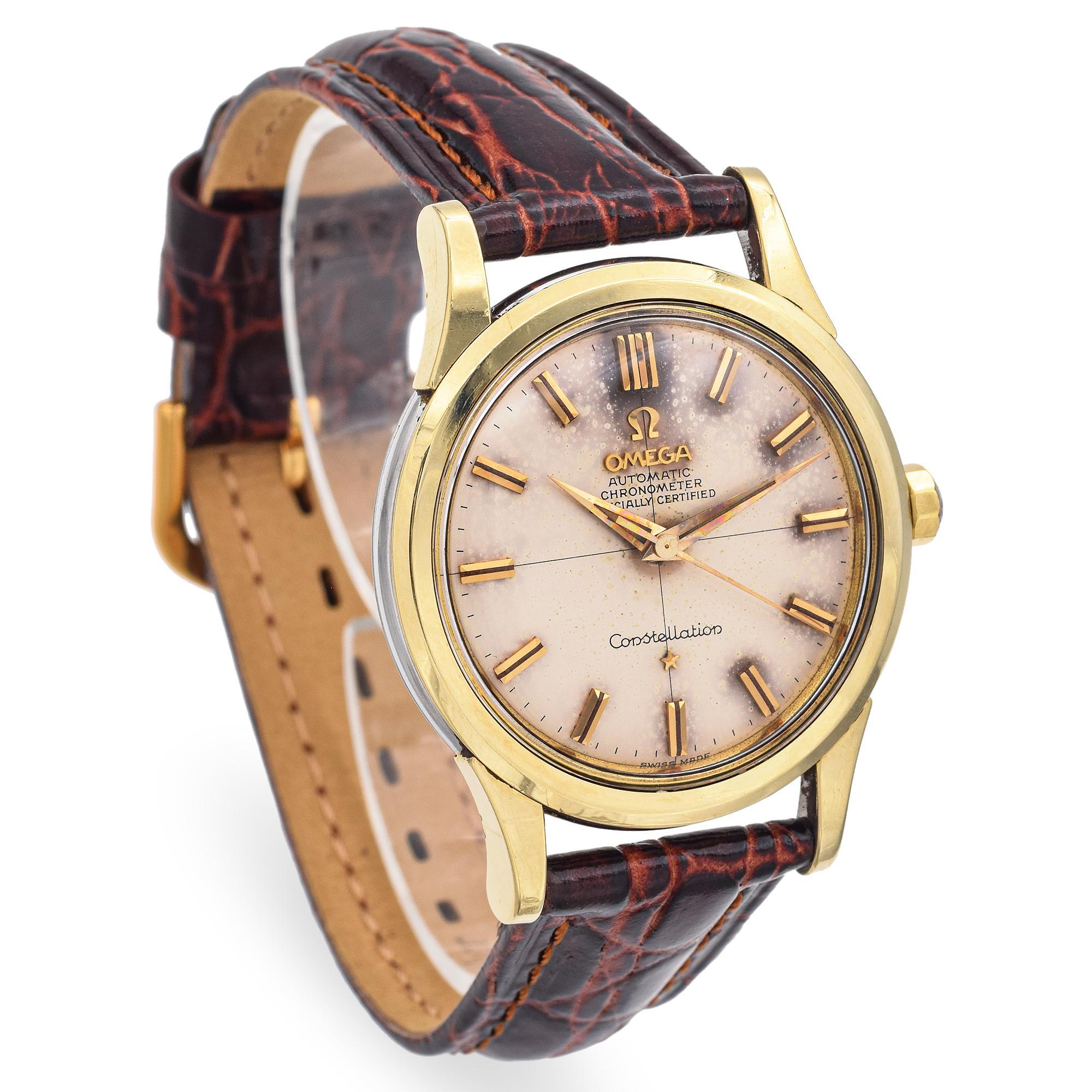 Vintage Omega Constellation Chronograph Men's Watch Ref.2852 In Good Condition In New York, NY