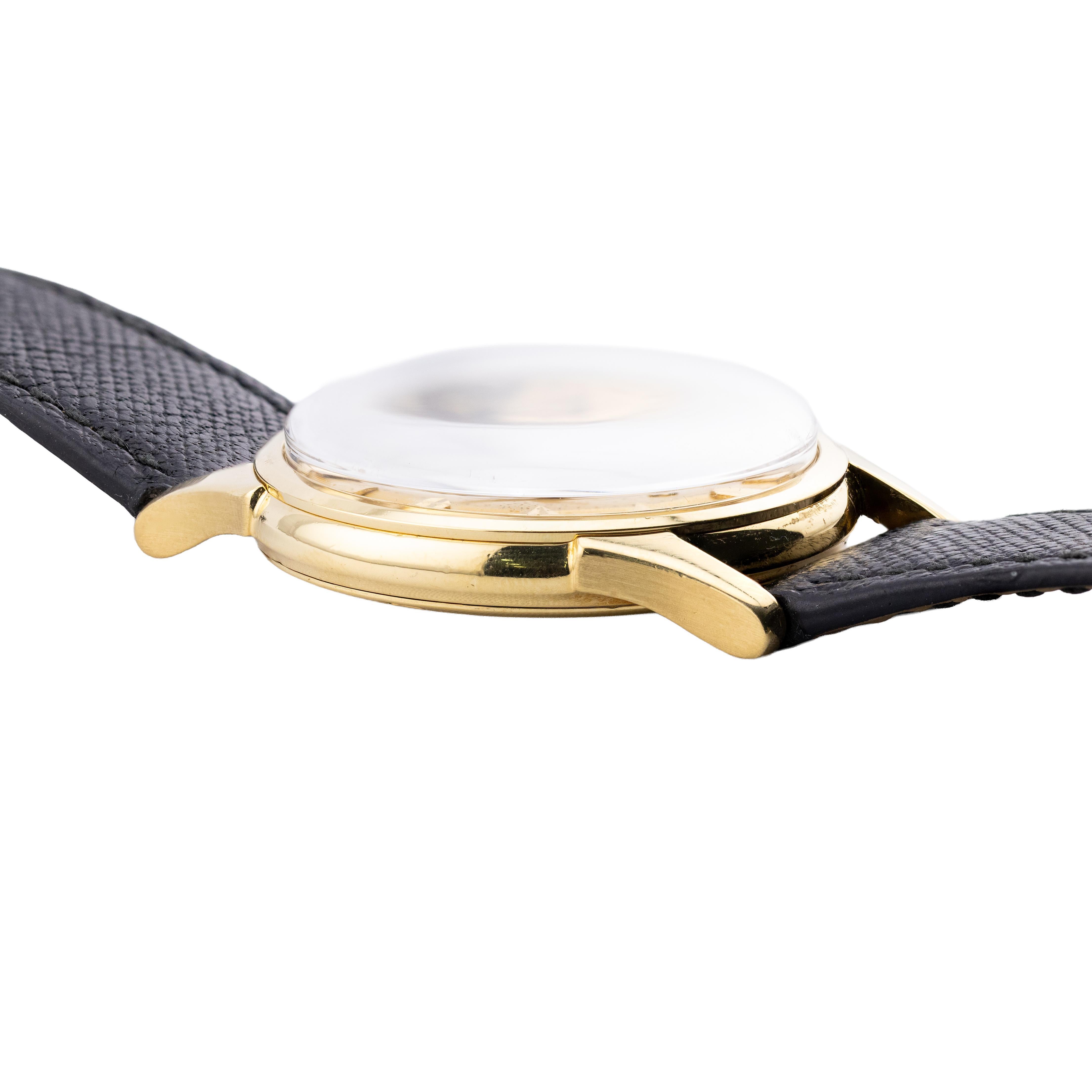 Reloj vintage Omega Constellation DeLuxe Pie Pan de oro de 18 quilates para caballero Circa 1959 en Excelente estado para la venta en Boston, MA