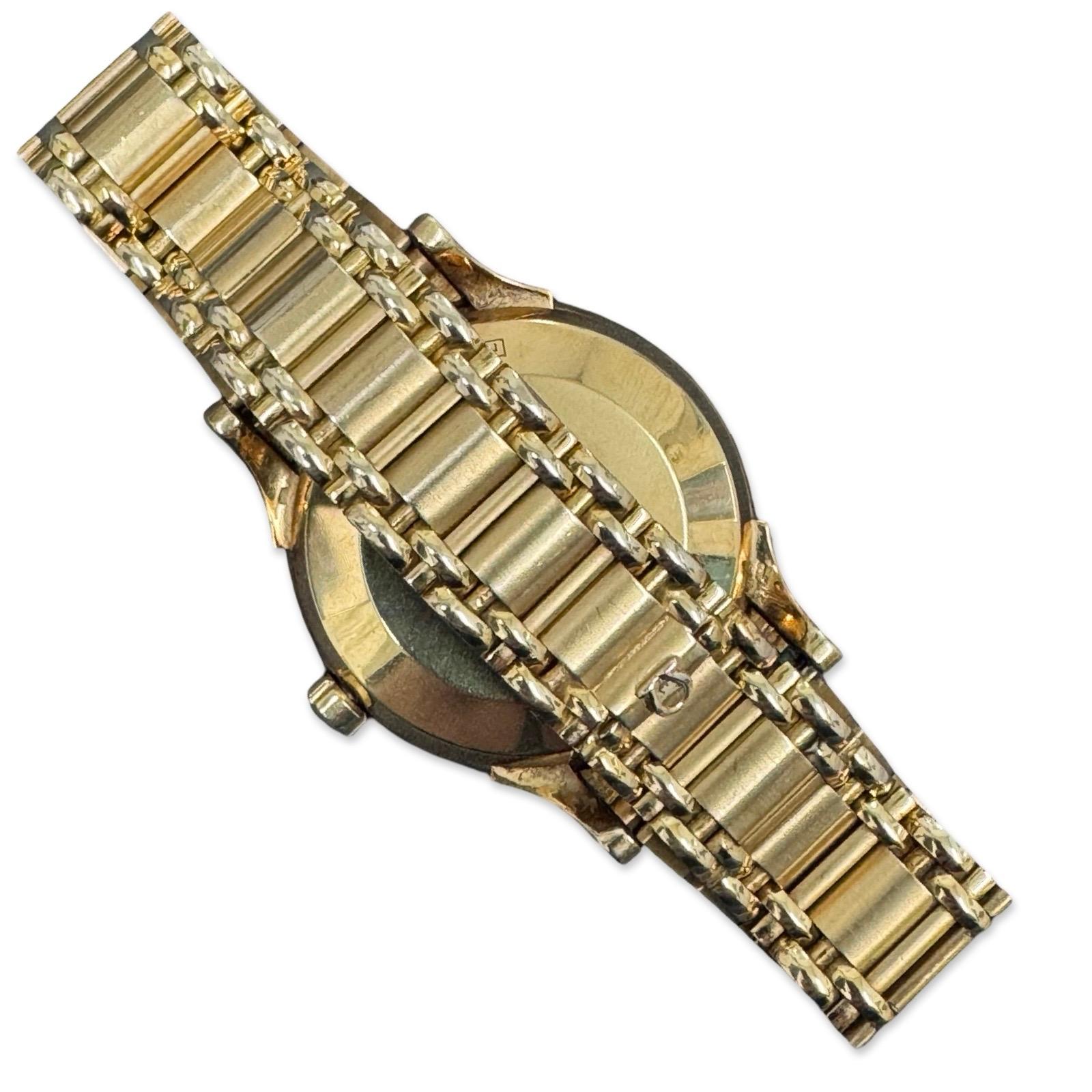 Vintage Omega Constellation Pie-Pan Dial 18K Brick-Link Bracelet Automatic In Excellent Condition For Sale In Miami, FL