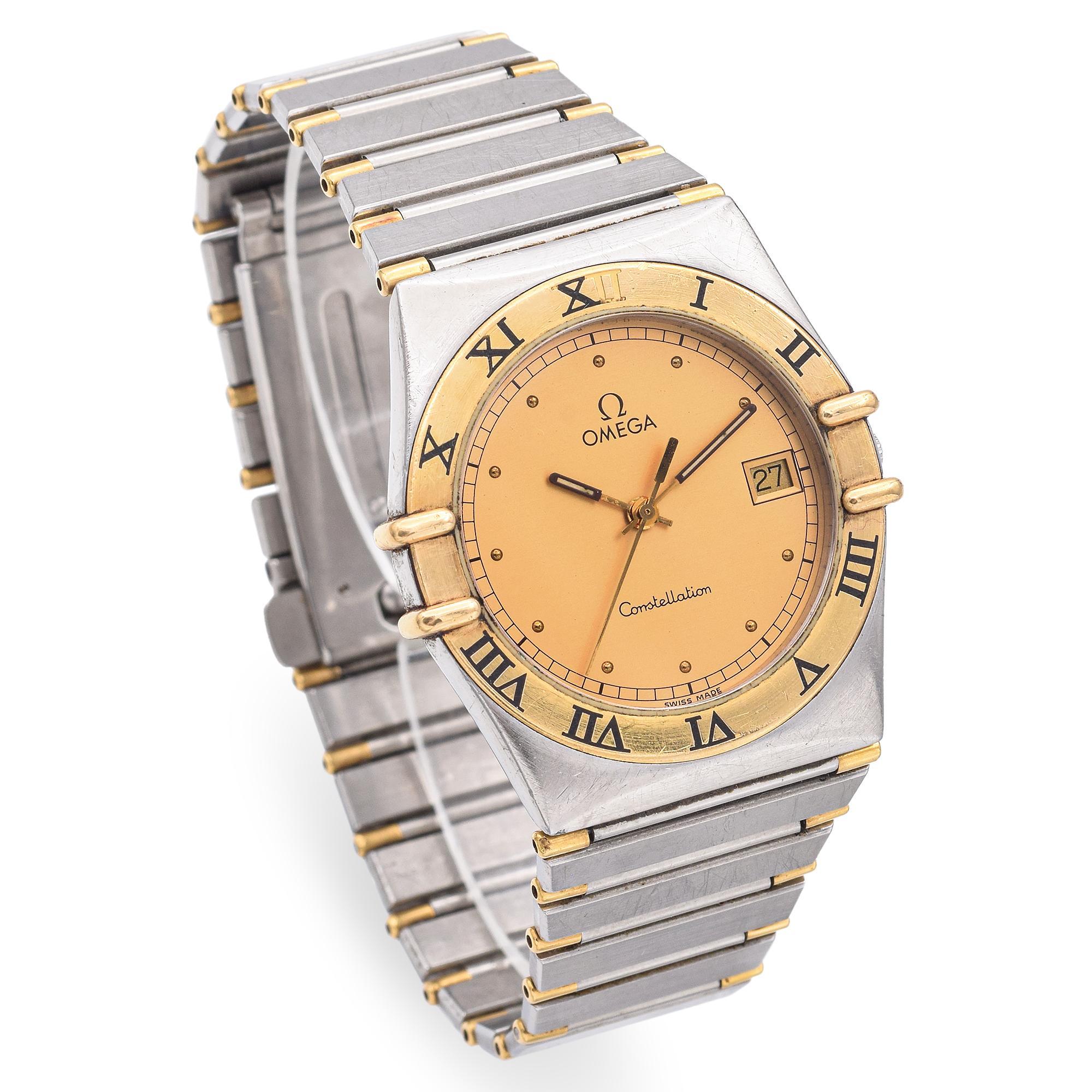 Reloj de cuarzo vintage Omega Constellation de dos tonos inoxidable para hombre en Bueno estado para la venta en New York, NY