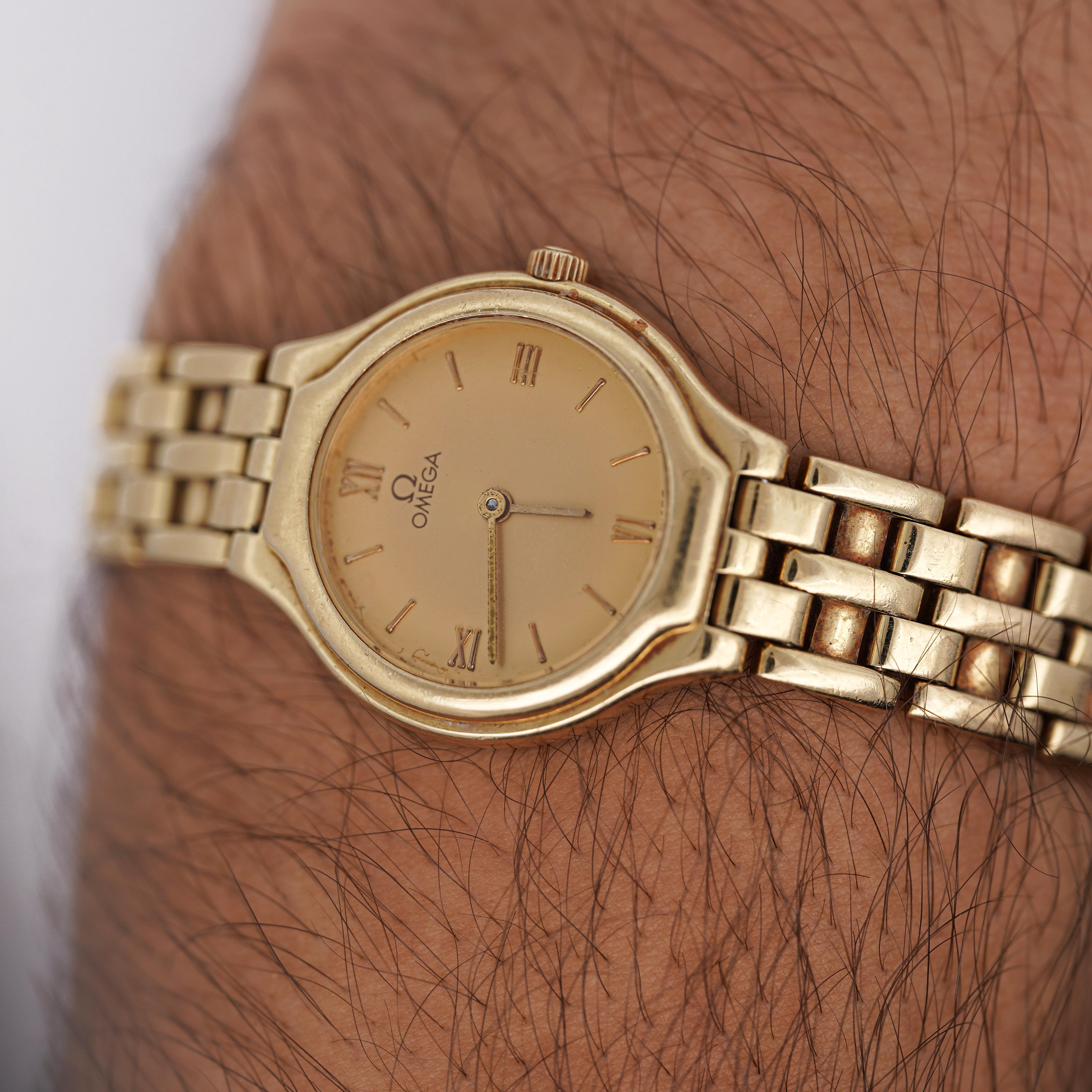 Vintage Omega Deville 18K Gold Classic Watch with Box & Papers For Sale 3