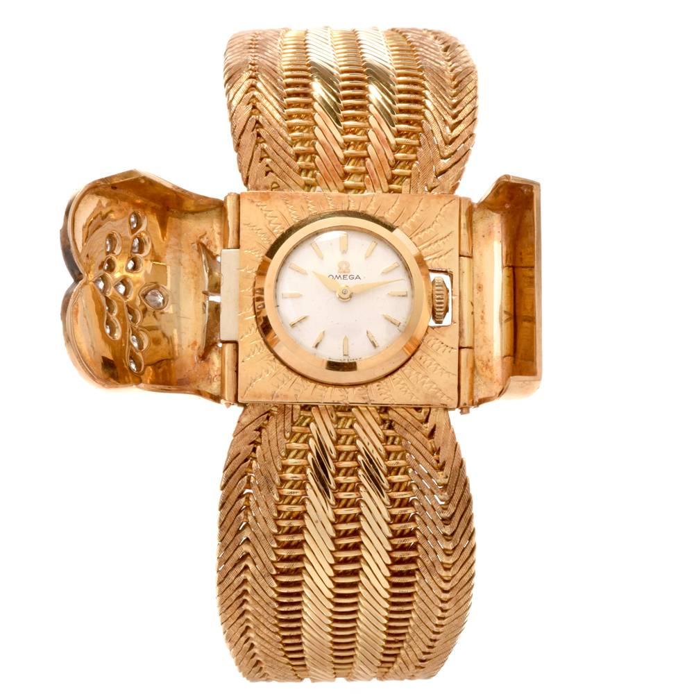 Vintage Omega Diamond 18 Karat Yellow Gold Ladies Cocktail Watch In Excellent Condition In Miami, FL