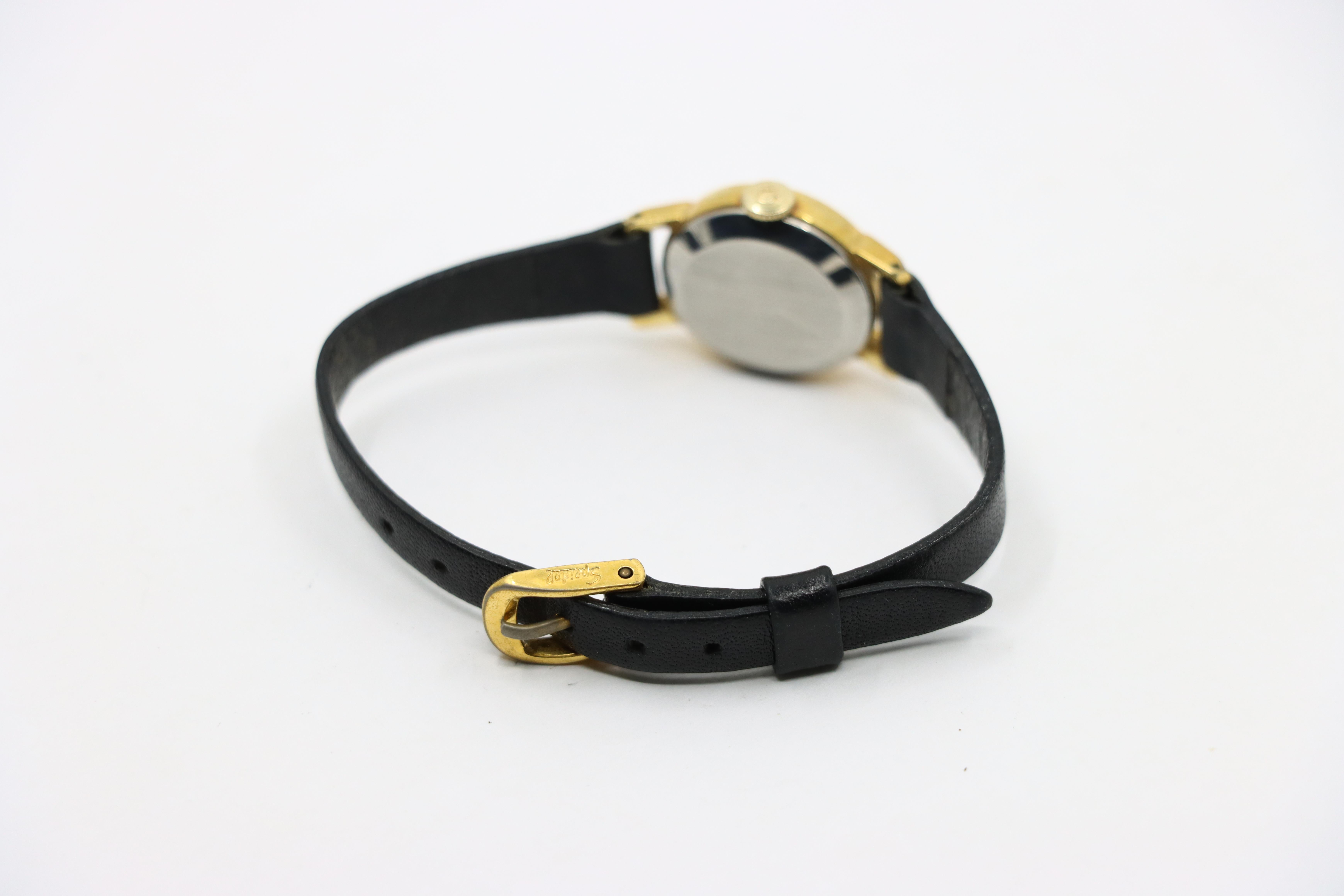 Vintage Omega Gold Tone Black Leather Lady Watch en vente 2