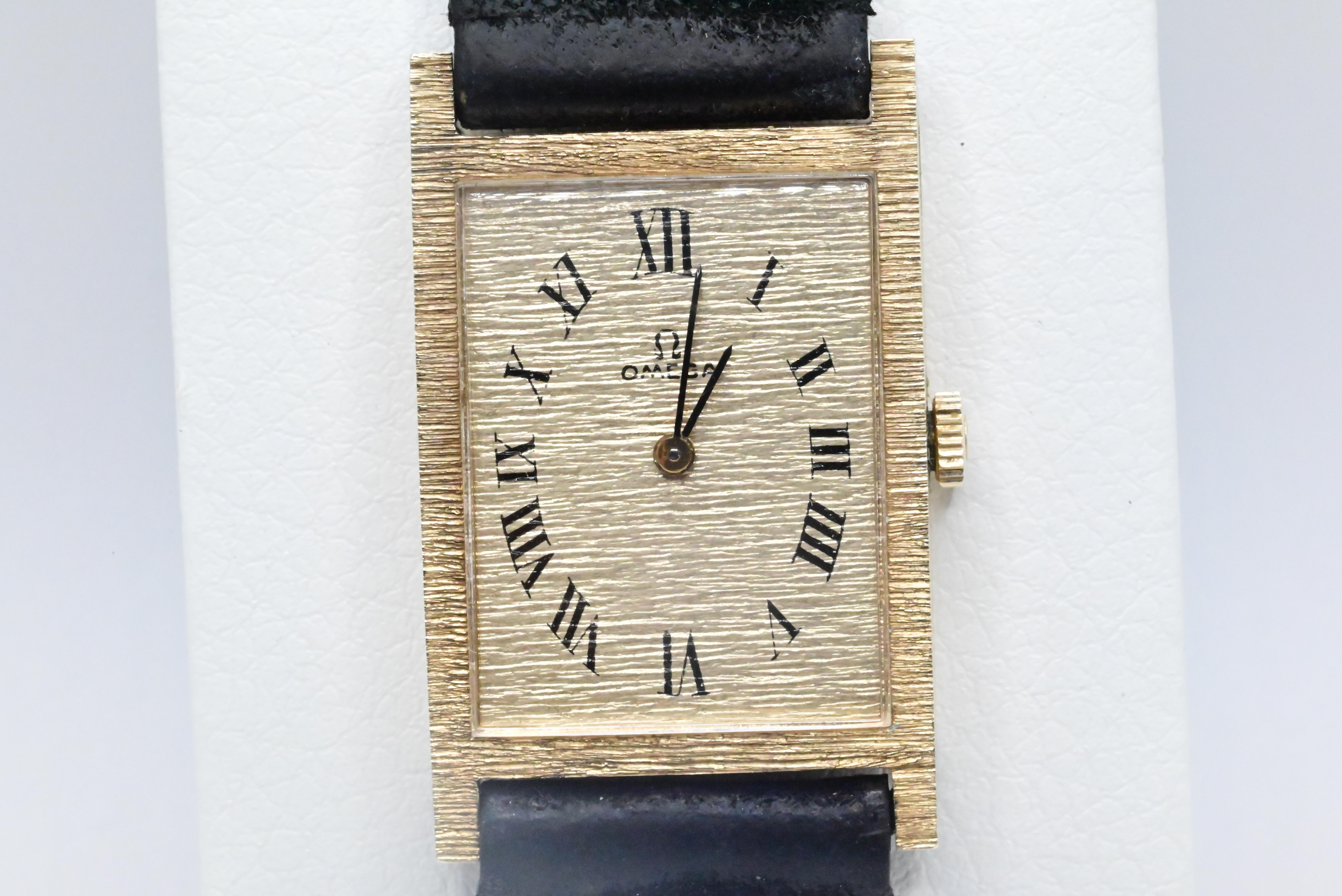 OMEGA Damen 14k Gelbgold Tank-Uhr D6786 Modell für Damen oder Herren
