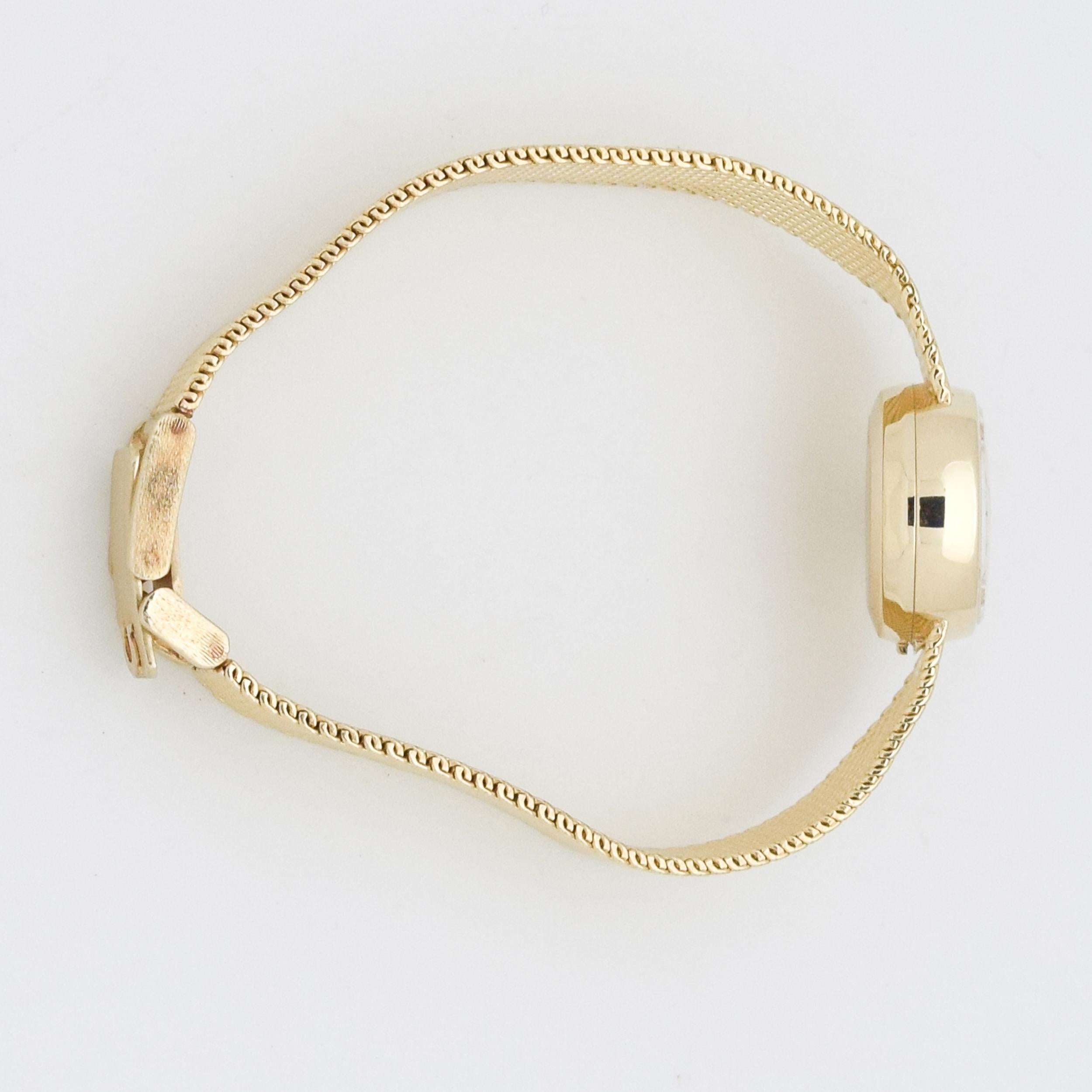 Vintage Omega Ladymatic 14 Karat Yellow Gold Watch, 1969 For Sale 1