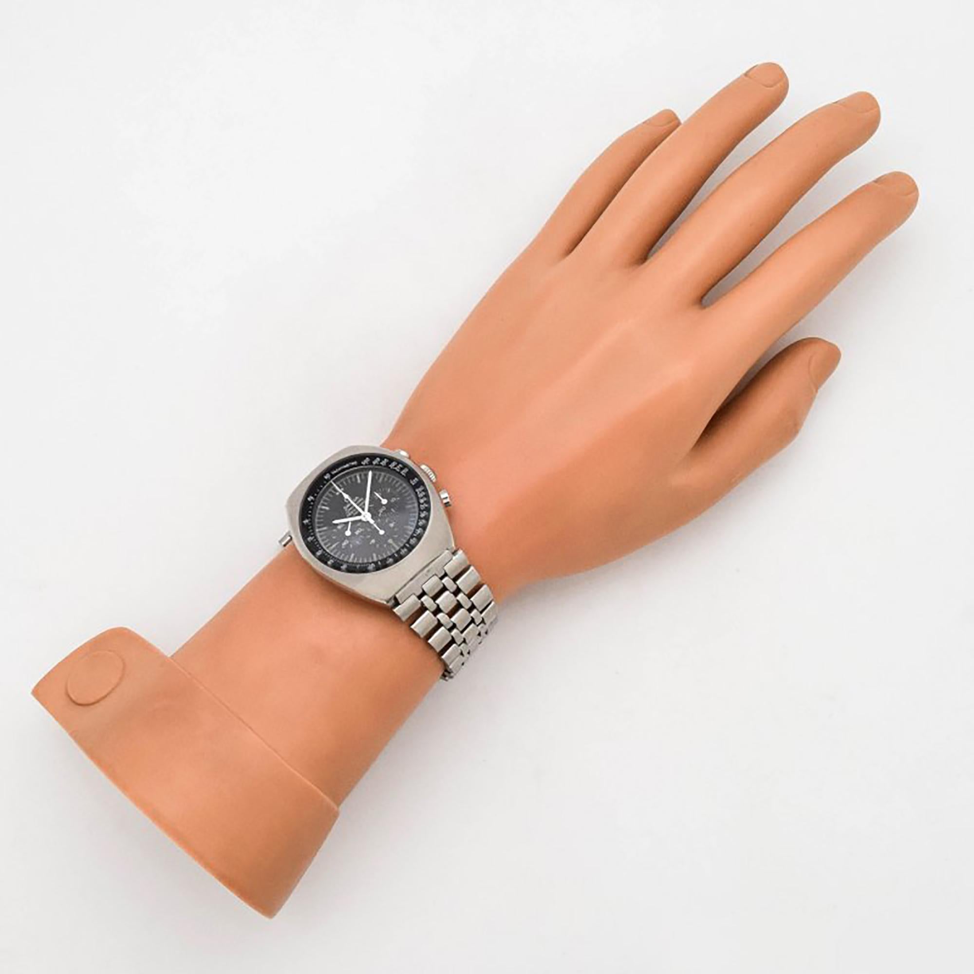 Women's or Men's Vintage Omega Speedmaster Mark II Stainless Steel Watch, 1970 For Sale