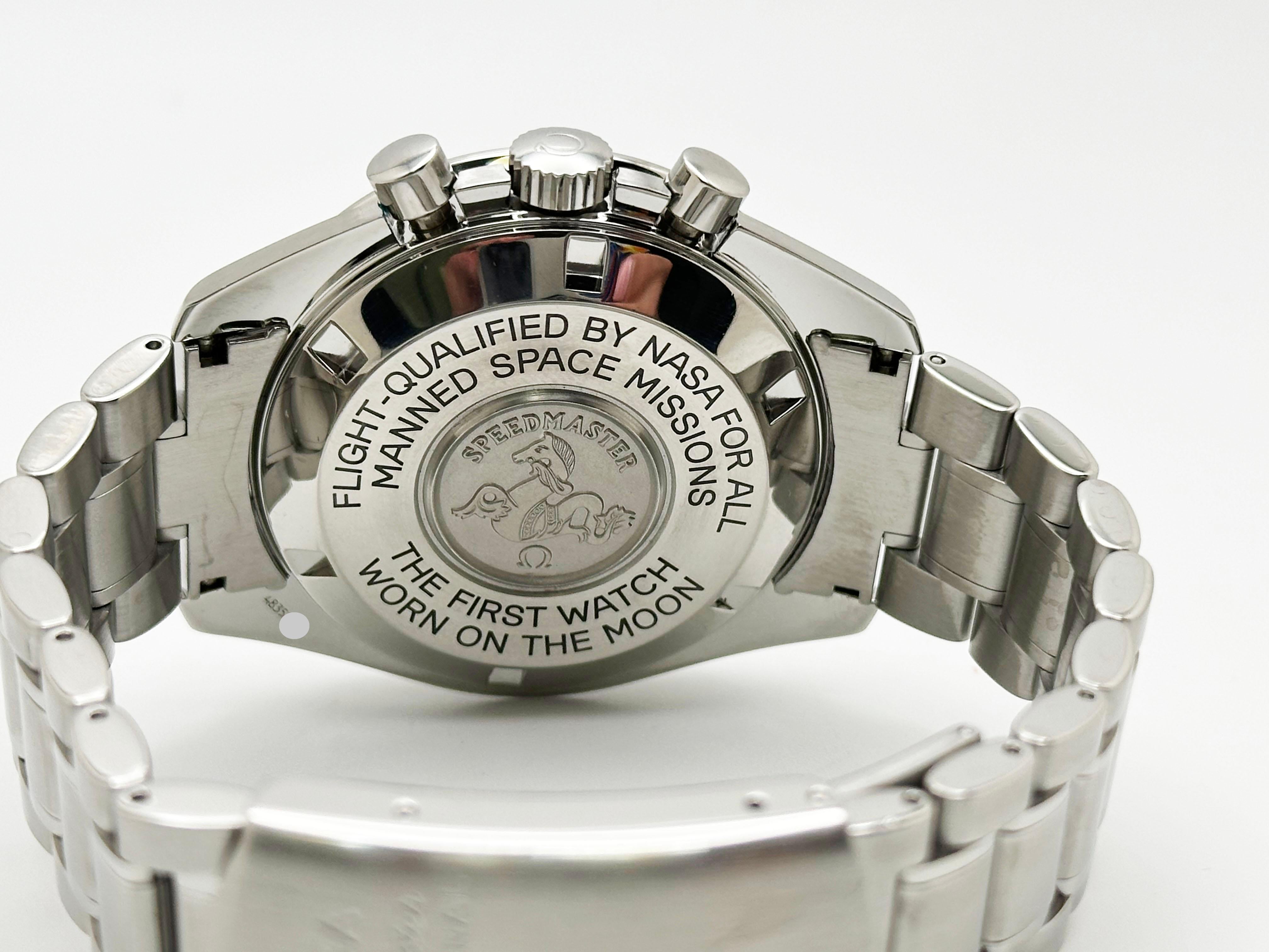 Vintage Omega Speedmaster Moonwatch 3570.50.00 42mm Black Dial Steel Box Papers For Sale 1