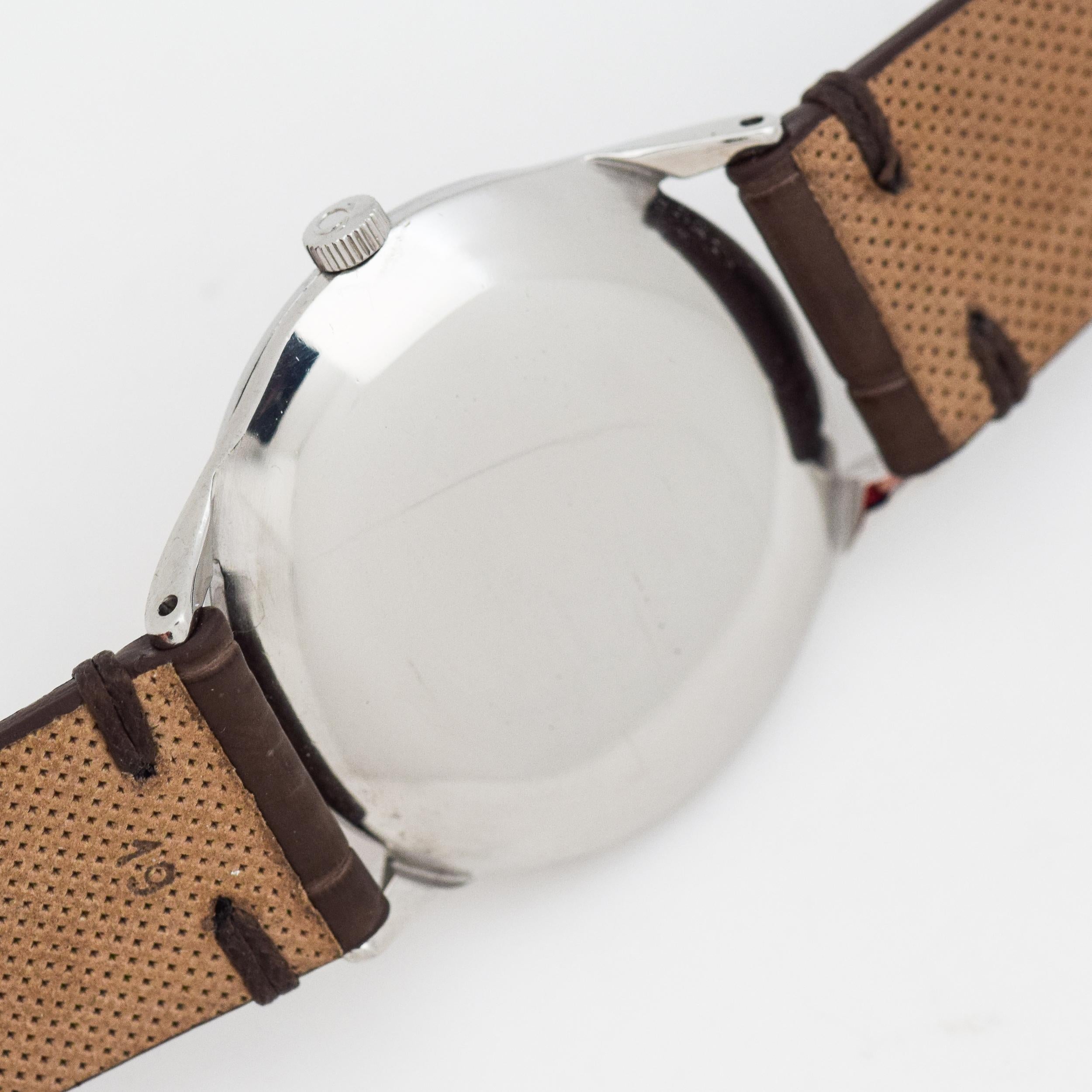 salmon dial omega