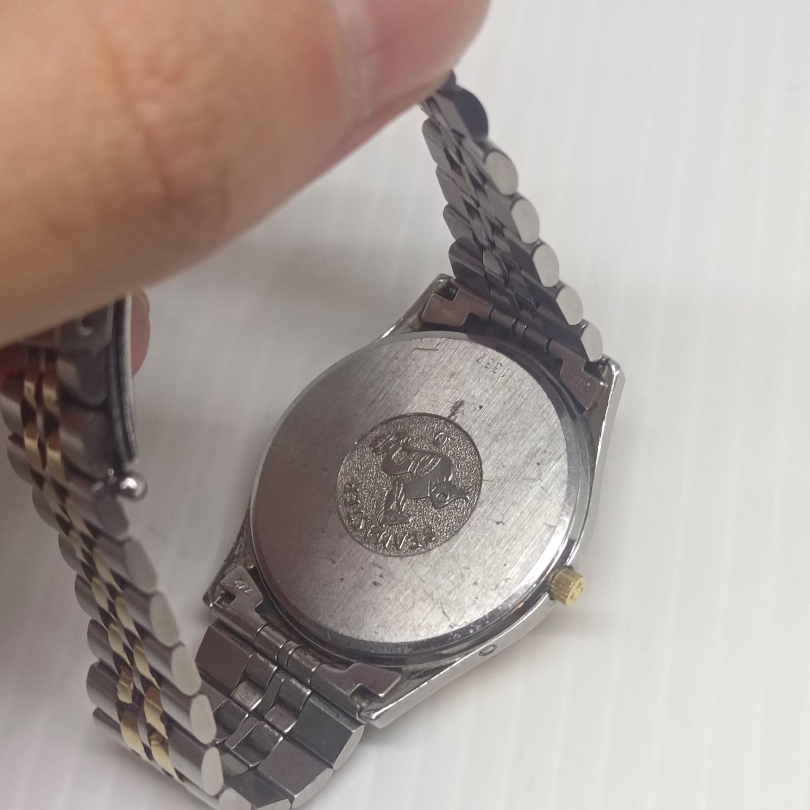 Vintage Omega Two-Tone Seamaster 38MM Quartz Watch For Sale 2