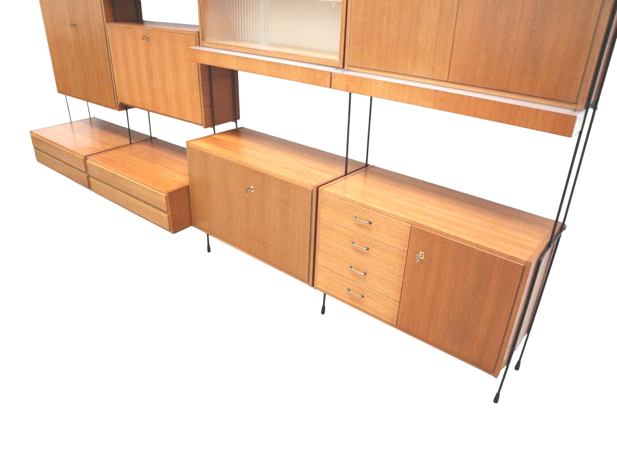 Vintage Omnia wall system designed by Ernst Dieter Hilker in the 1960s In Good Condition For Sale In Breda, NB