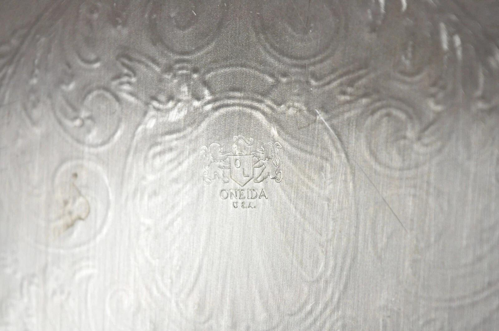 Vintage Oneida Edwardian Style versilbert Oval geätzt Servierplatte Tablett im Angebot 3