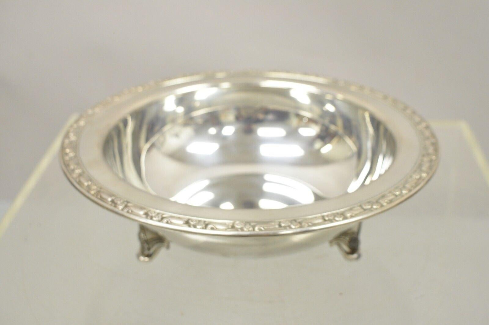 Vintage Oneida Ltd Rose Decorated Silver Plated Round Serving Bowl Dish In Good Condition For Sale In Philadelphia, PA