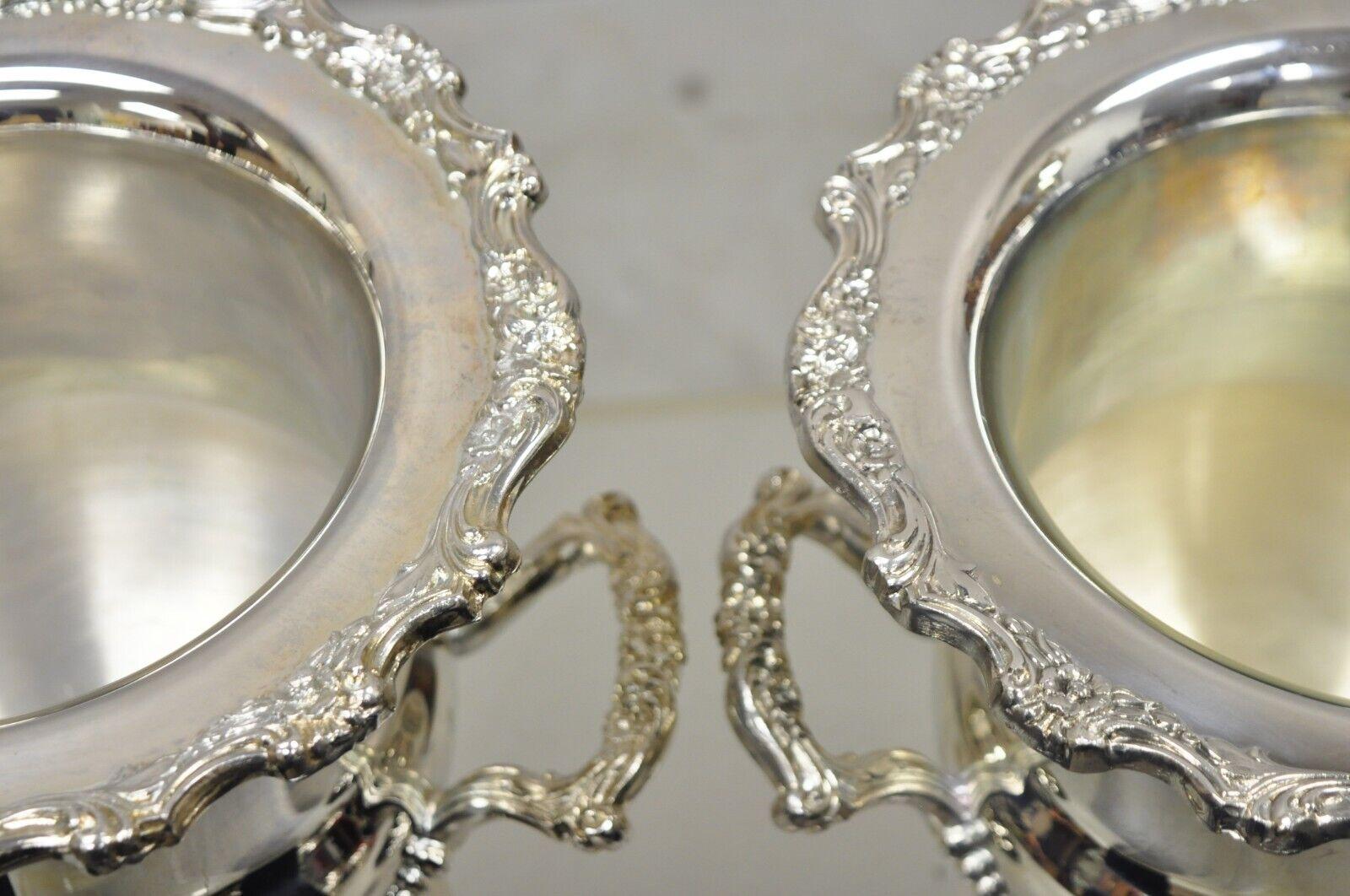 20ième siècle Paire de seaux à glace à champagne en métal argenté de style Oneida Regency en vente