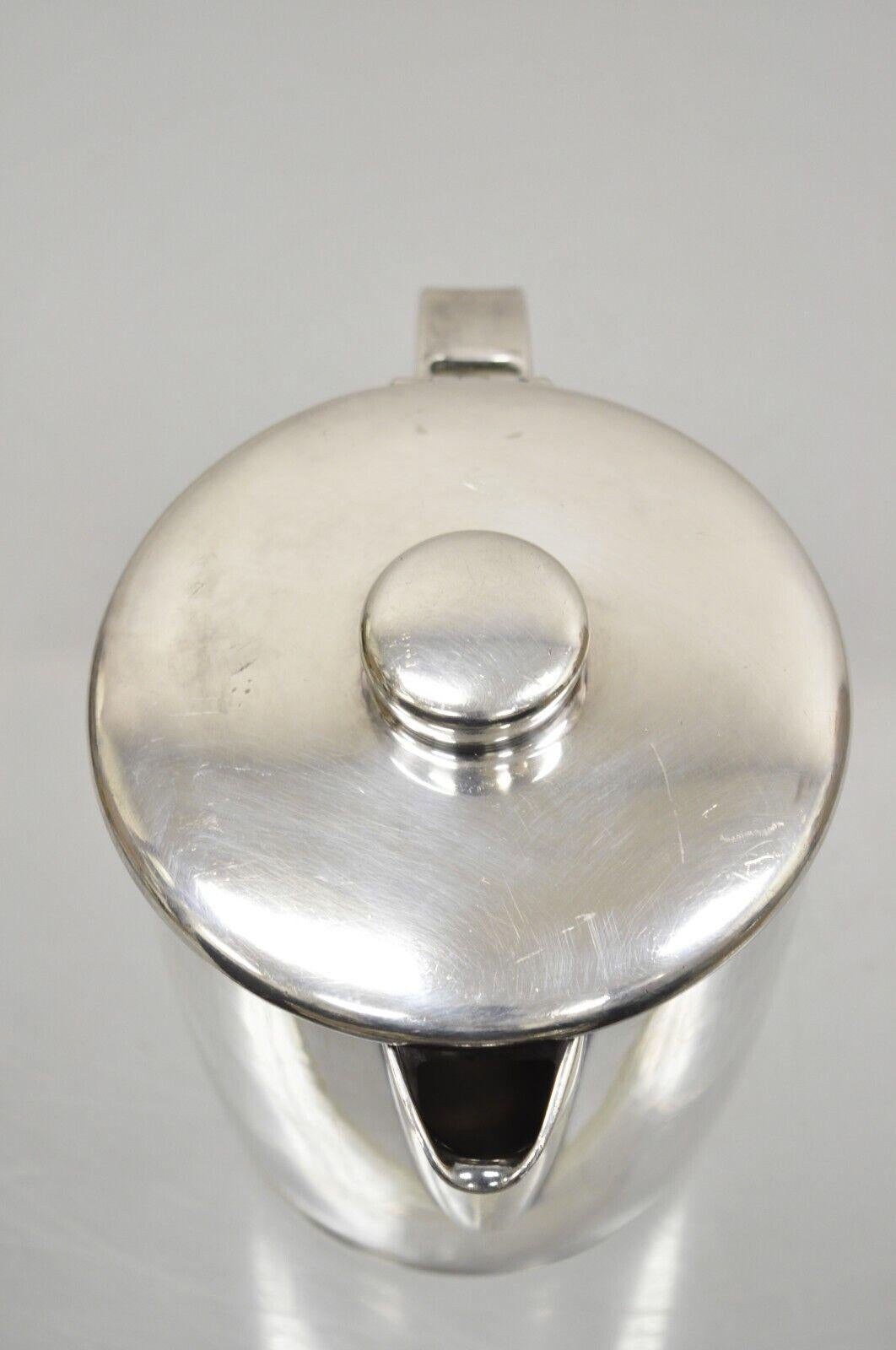 Pichet à eau moderne en métal argenté Oneida Sambonet Italie Bon état - En vente à Philadelphia, PA