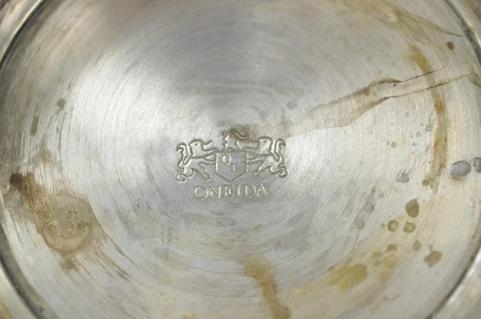 Vintage Oneida Silver Plated Trophy Cup Urn Champagne Wine Chiller Ice Bucket For Sale 4