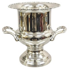 Vintage By Oneida Silver Plated Twin Handle Trophy Cup Champagne Chiller Ice Bucket (secchiello per il ghiaccio)