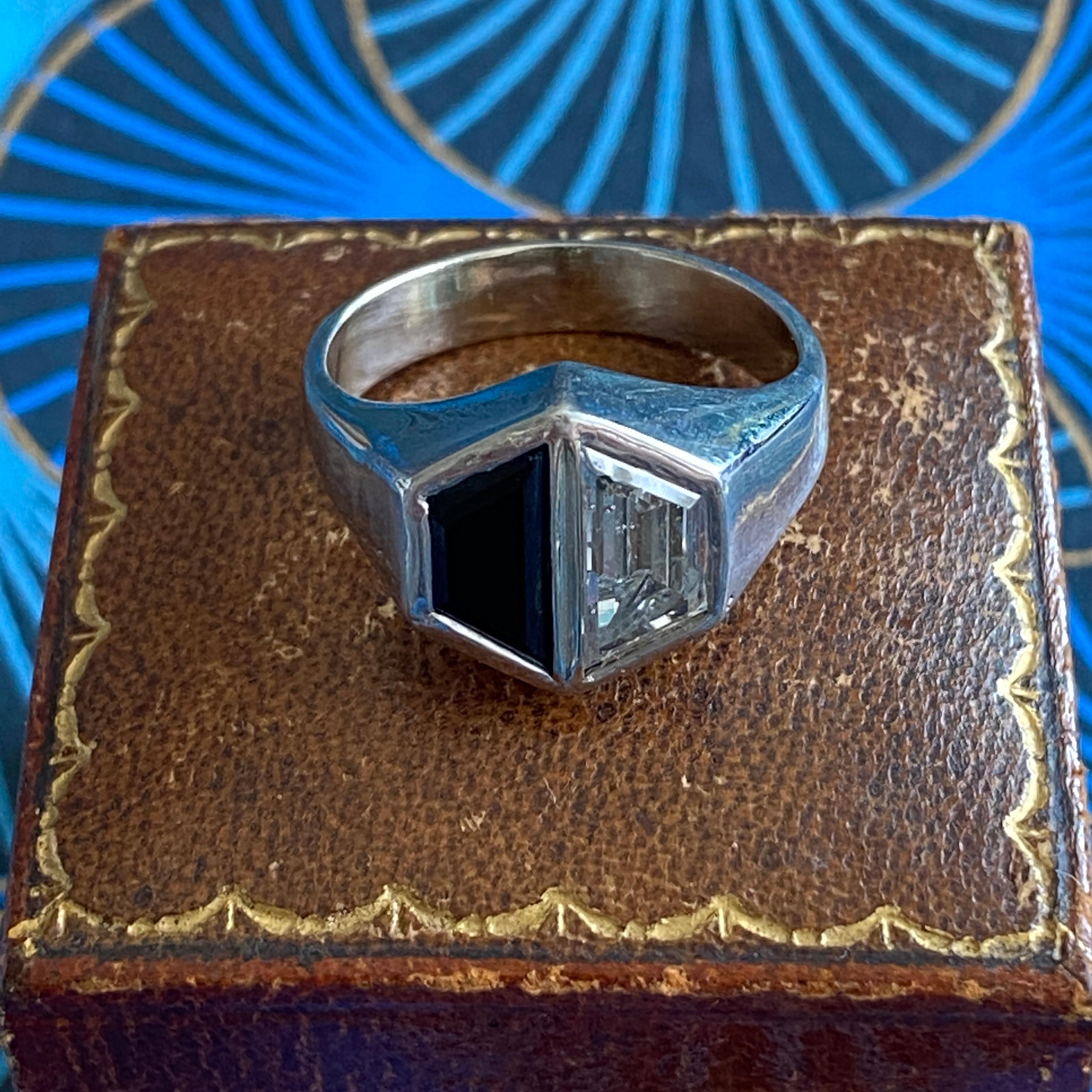 Vintage Onyx & 1.27ct Diamond 18K White Gold Ring For Sale 6